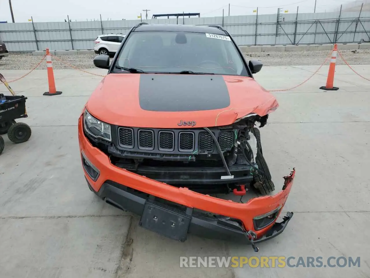 5 Photograph of a damaged car 3C4NJDDB5KT597819 JEEP COMPASS 2019