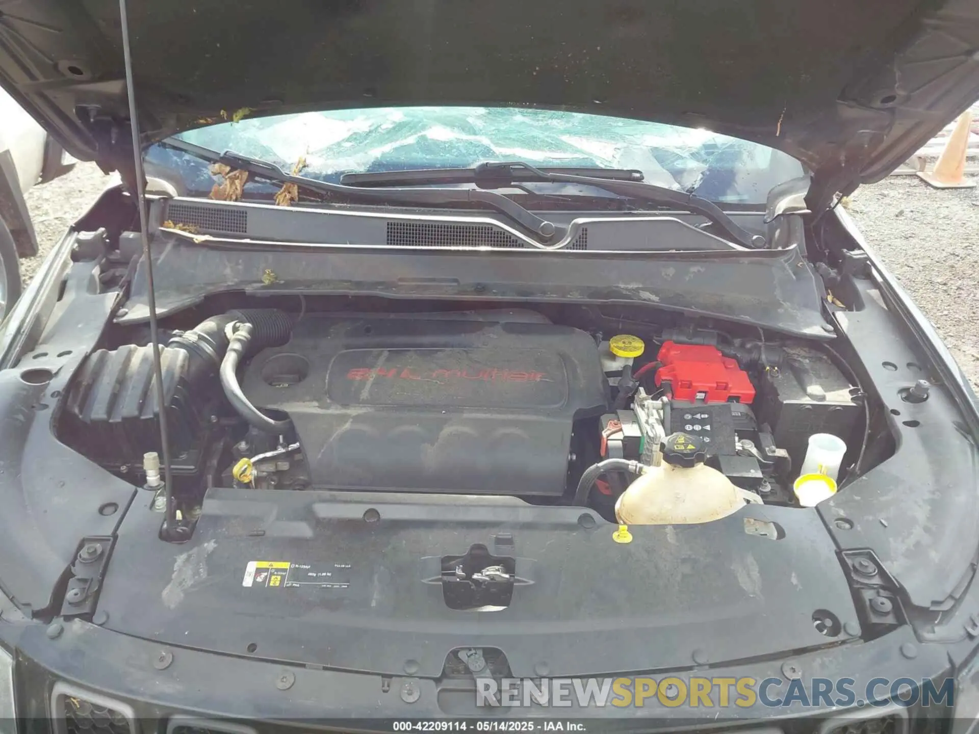 10 Photograph of a damaged car 3C4NJDDB5KT722107 JEEP COMPASS 2019