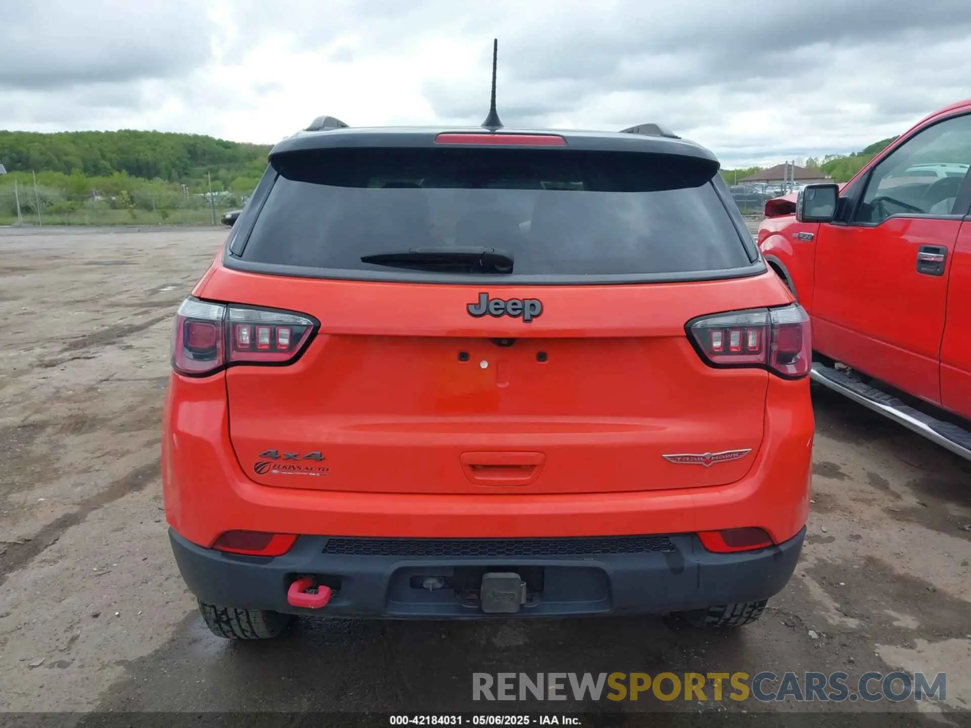16 Фотография поврежденного автомобиля 3C4NJDDB5KT754054 JEEP COMPASS 2019