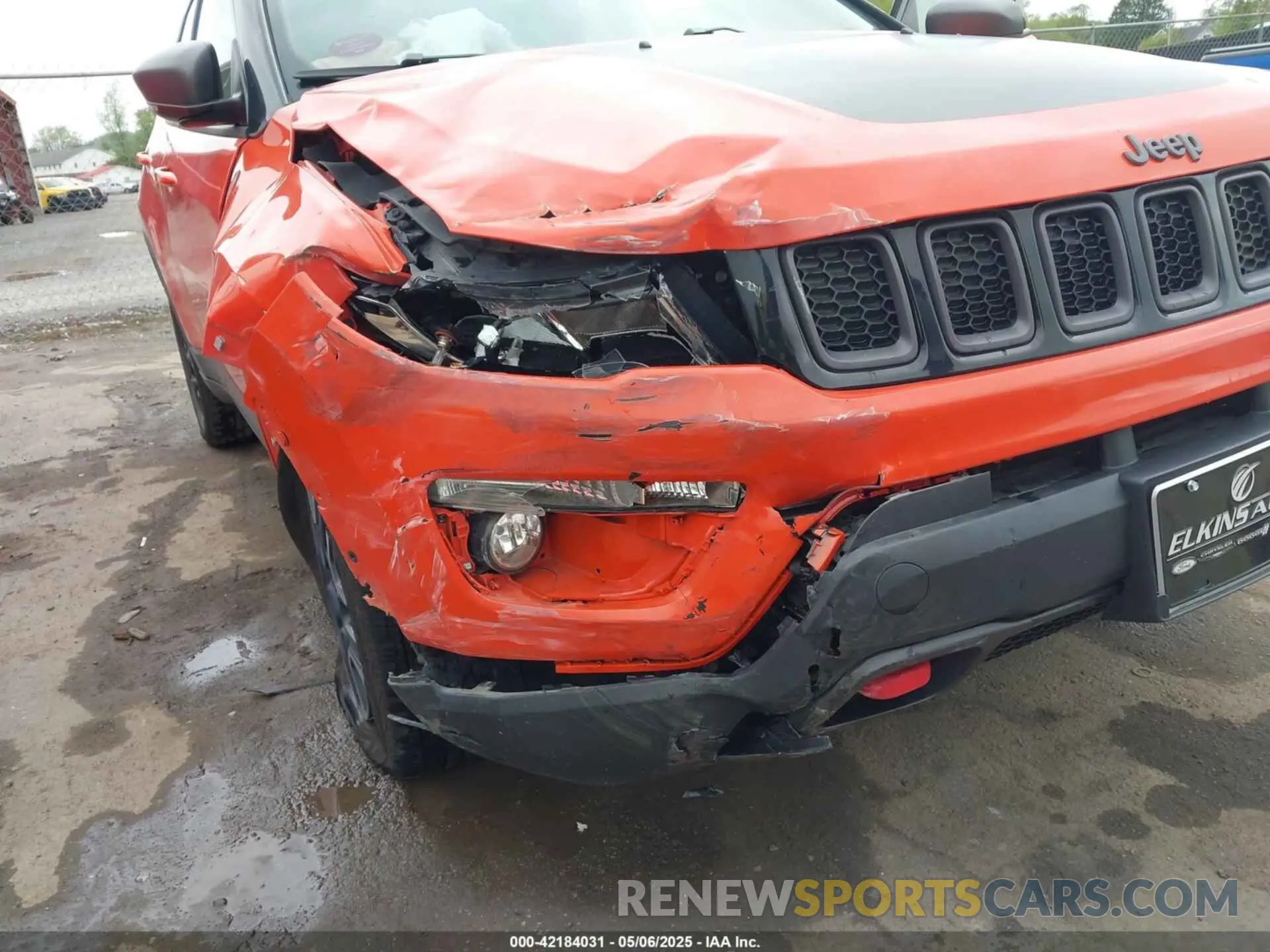 17 Фотография поврежденного автомобиля 3C4NJDDB5KT754054 JEEP COMPASS 2019