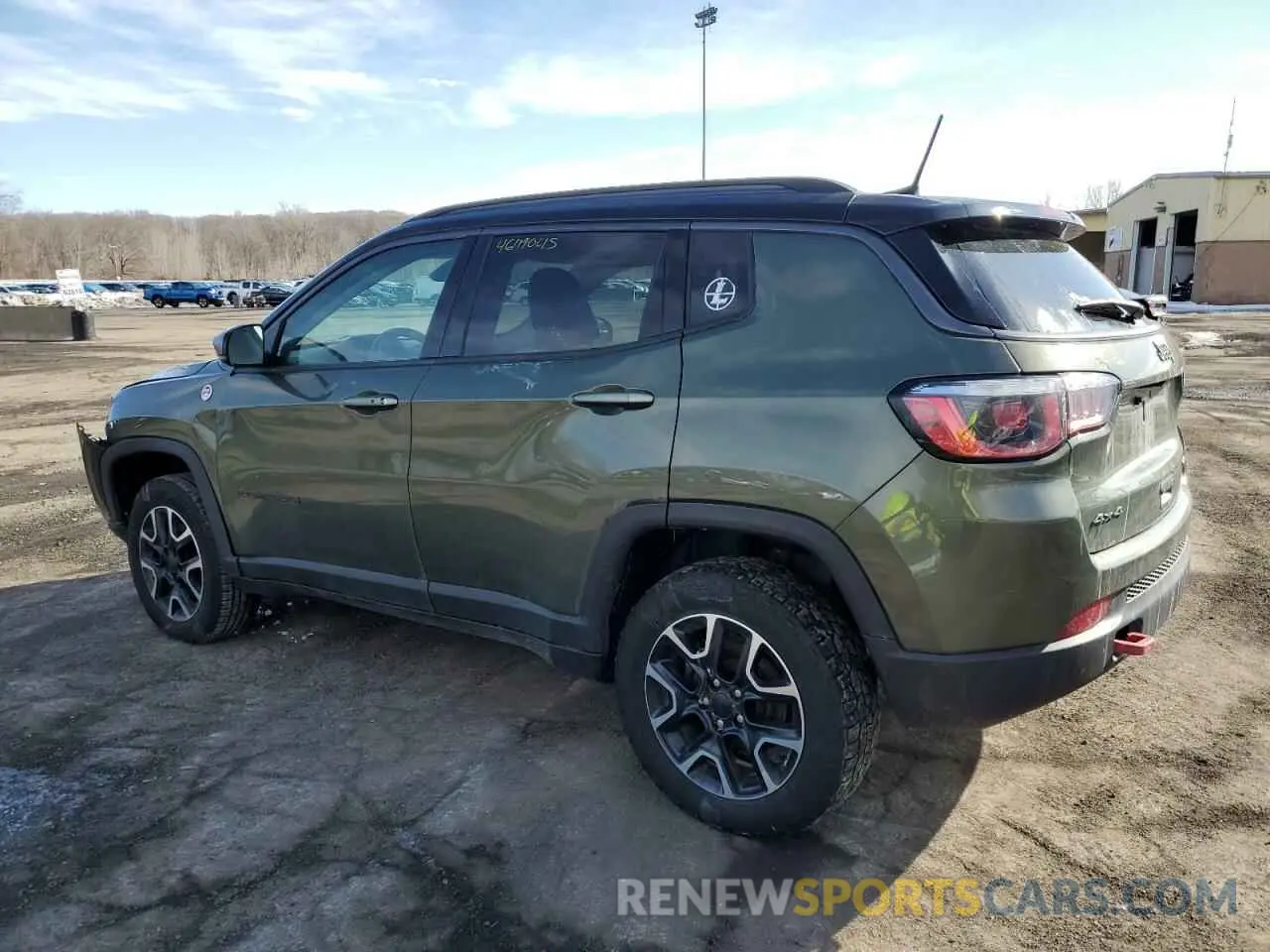 2 Photograph of a damaged car 3C4NJDDB5KT799866 JEEP COMPASS 2019