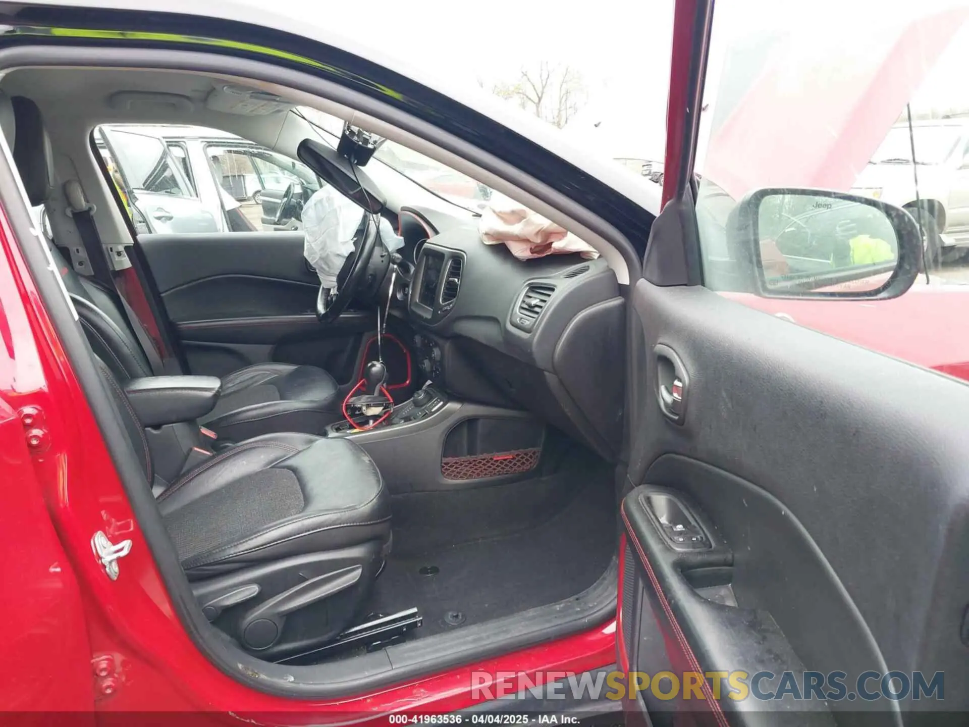5 Фотография поврежденного автомобиля 3C4NJDDB6KT786348 JEEP COMPASS 2019