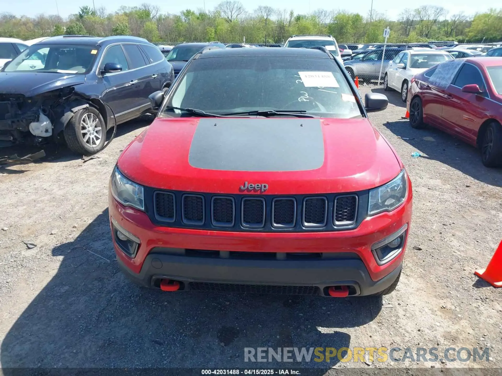 12 Photograph of a damaged car 3C4NJDDB7KT681947 JEEP COMPASS 2019