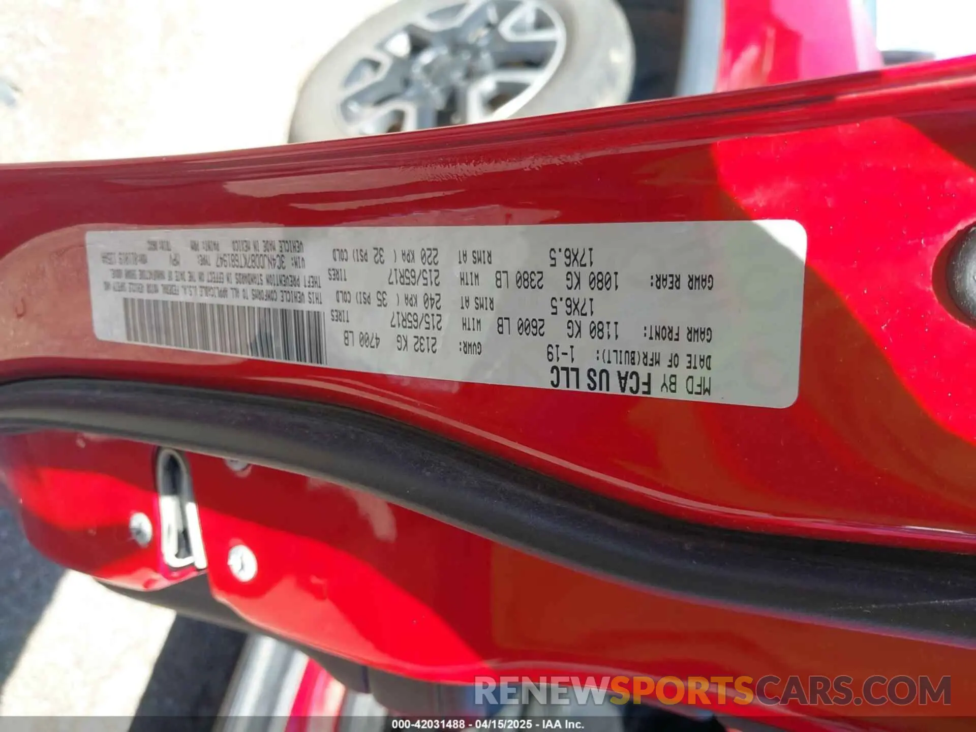 9 Photograph of a damaged car 3C4NJDDB7KT681947 JEEP COMPASS 2019