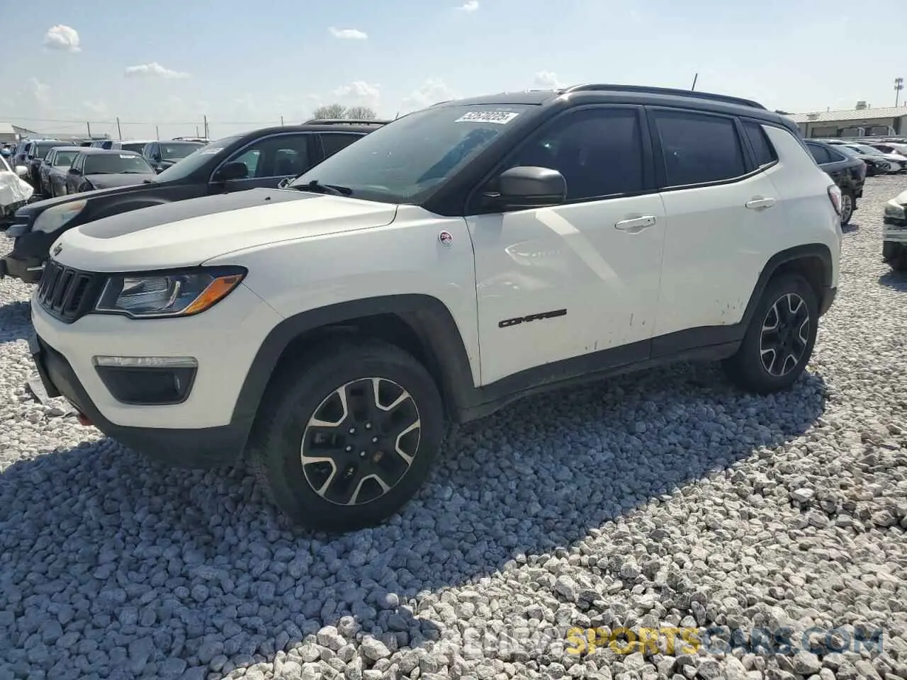 1 Photograph of a damaged car 3C4NJDDB8KT791261 JEEP COMPASS 2019