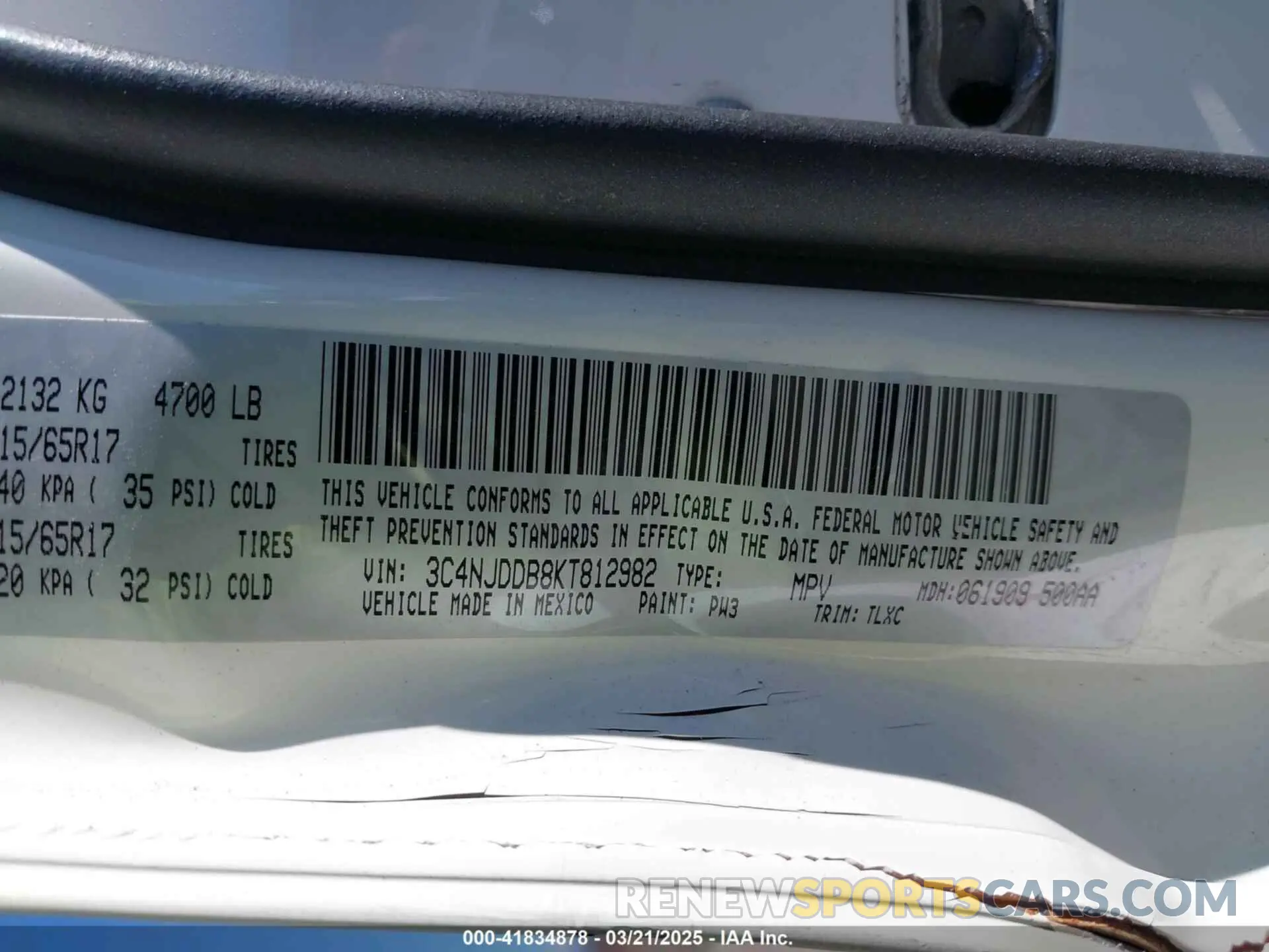 9 Photograph of a damaged car 3C4NJDDB8KT812982 JEEP COMPASS 2019