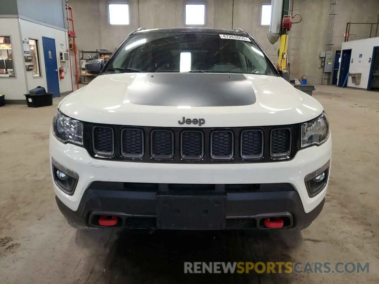 5 Photograph of a damaged car 3C4NJDDB9KT667905 JEEP COMPASS 2019