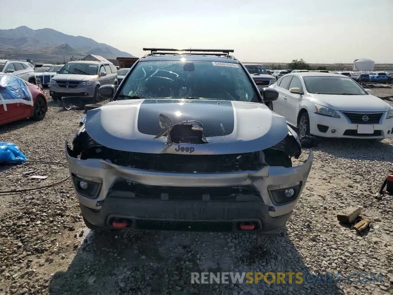 5 Photograph of a damaged car 3C4NJDDB9KT668858 JEEP COMPASS 2019