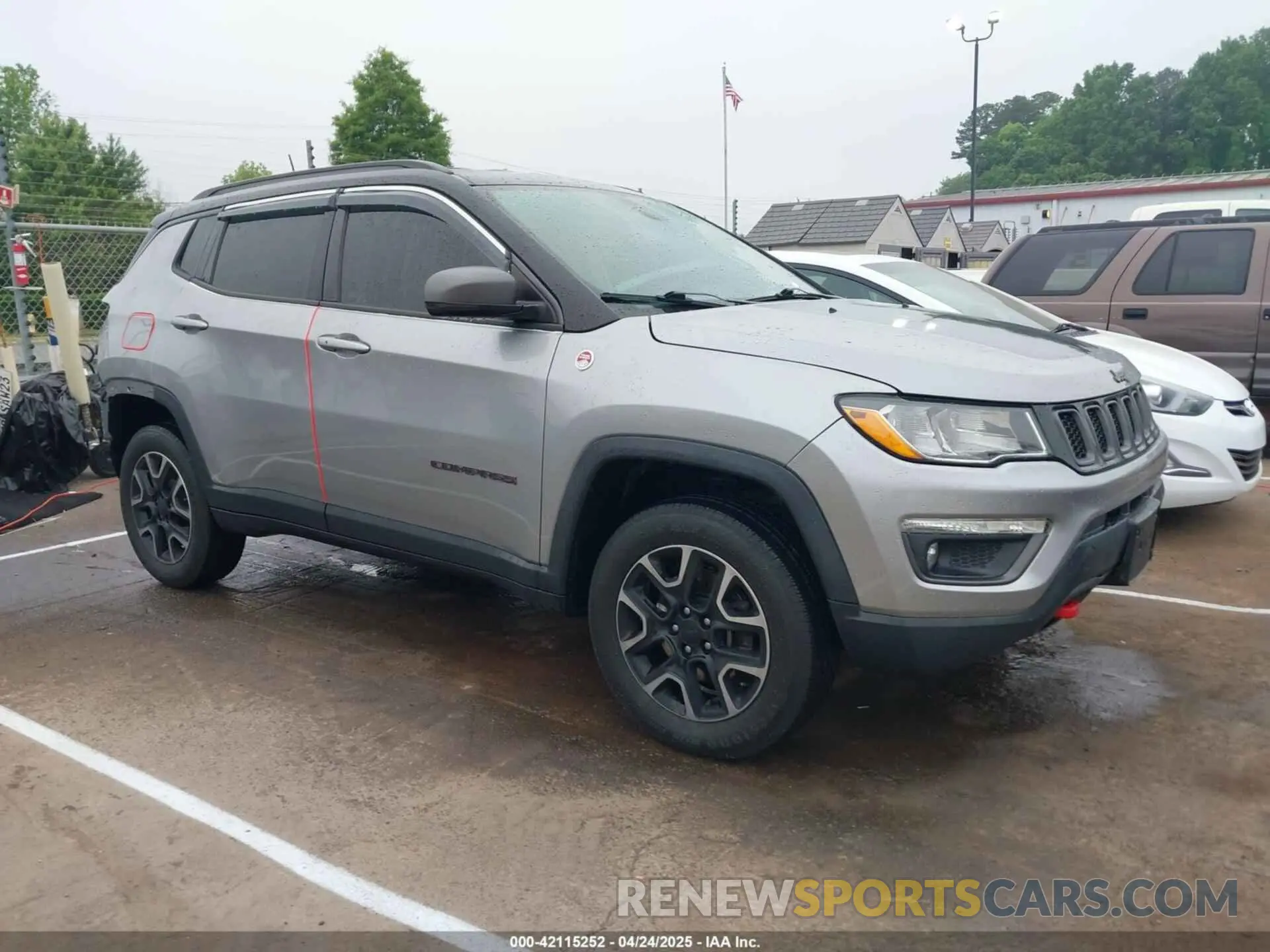 1 Фотография поврежденного автомобиля 3C4NJDDB9KT721767 JEEP COMPASS 2019