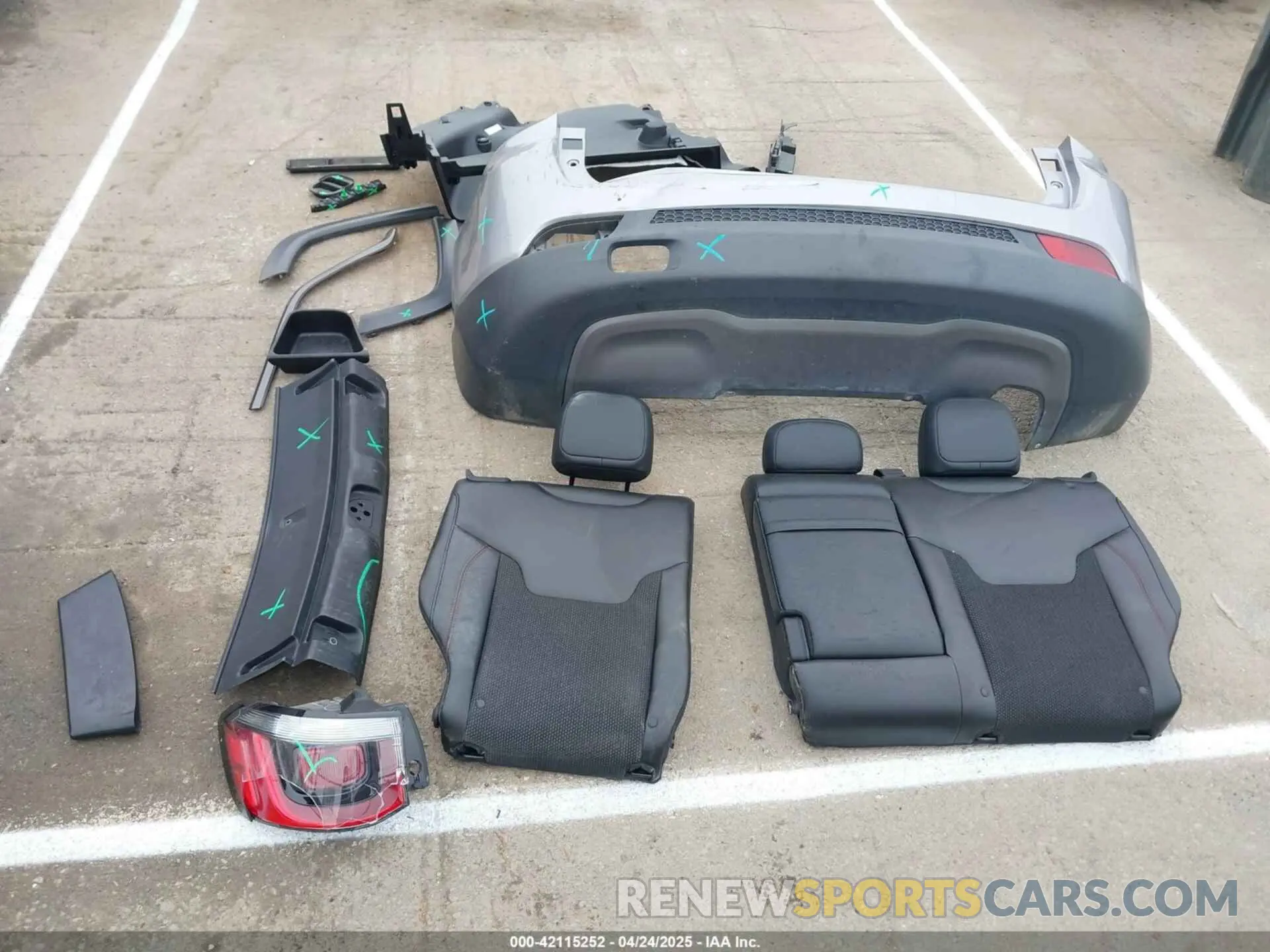 12 Фотография поврежденного автомобиля 3C4NJDDB9KT721767 JEEP COMPASS 2019