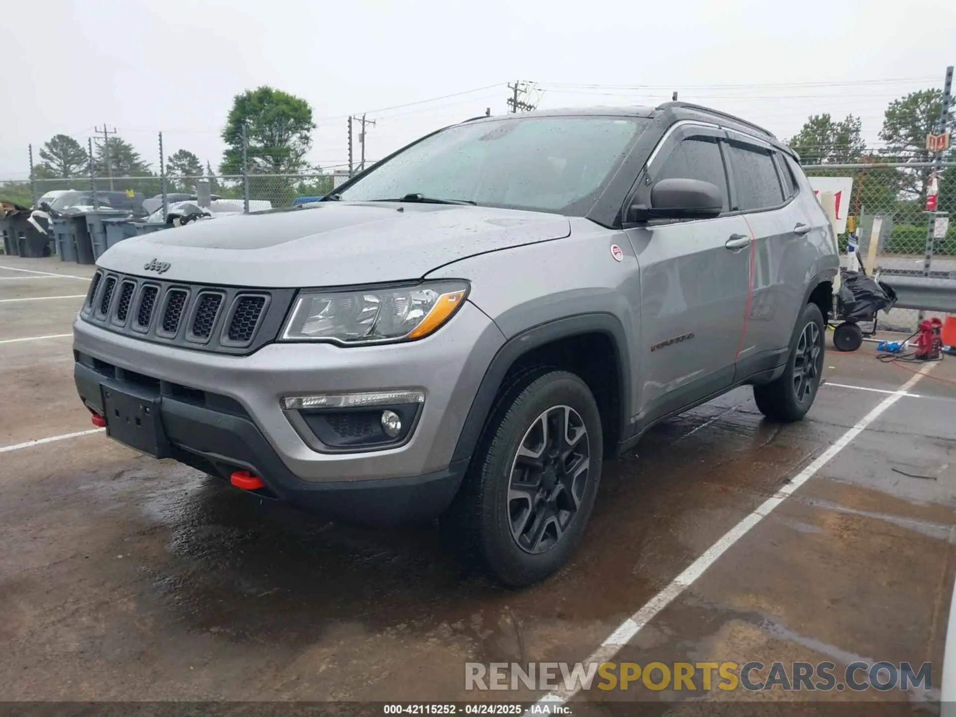 2 Фотография поврежденного автомобиля 3C4NJDDB9KT721767 JEEP COMPASS 2019