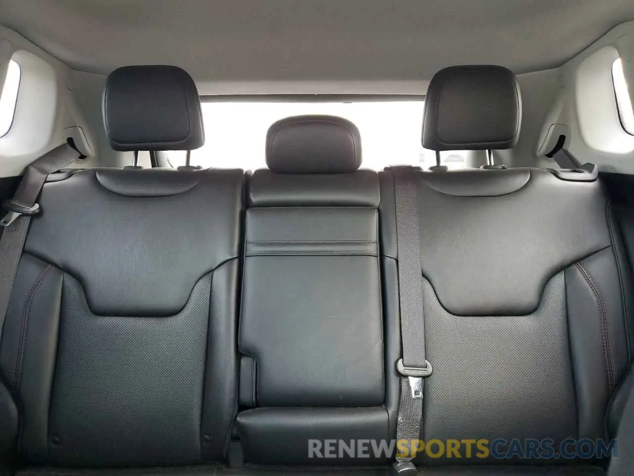 10 Фотография поврежденного автомобиля 3C4NJDDB9KT790278 JEEP COMPASS 2019