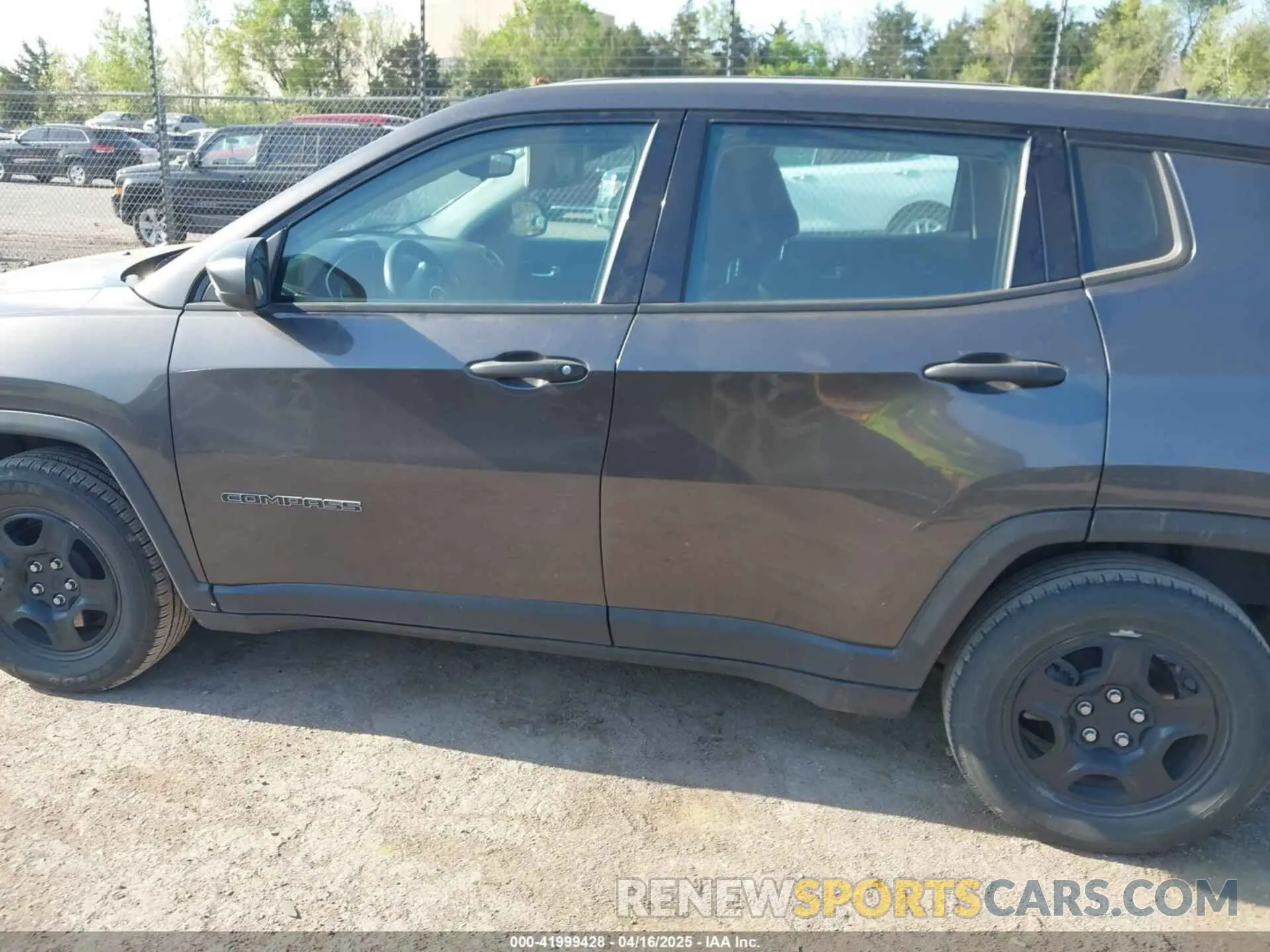 14 Photograph of a damaged car 3C4NJCAB9LT220023 JEEP COMPASS 2020