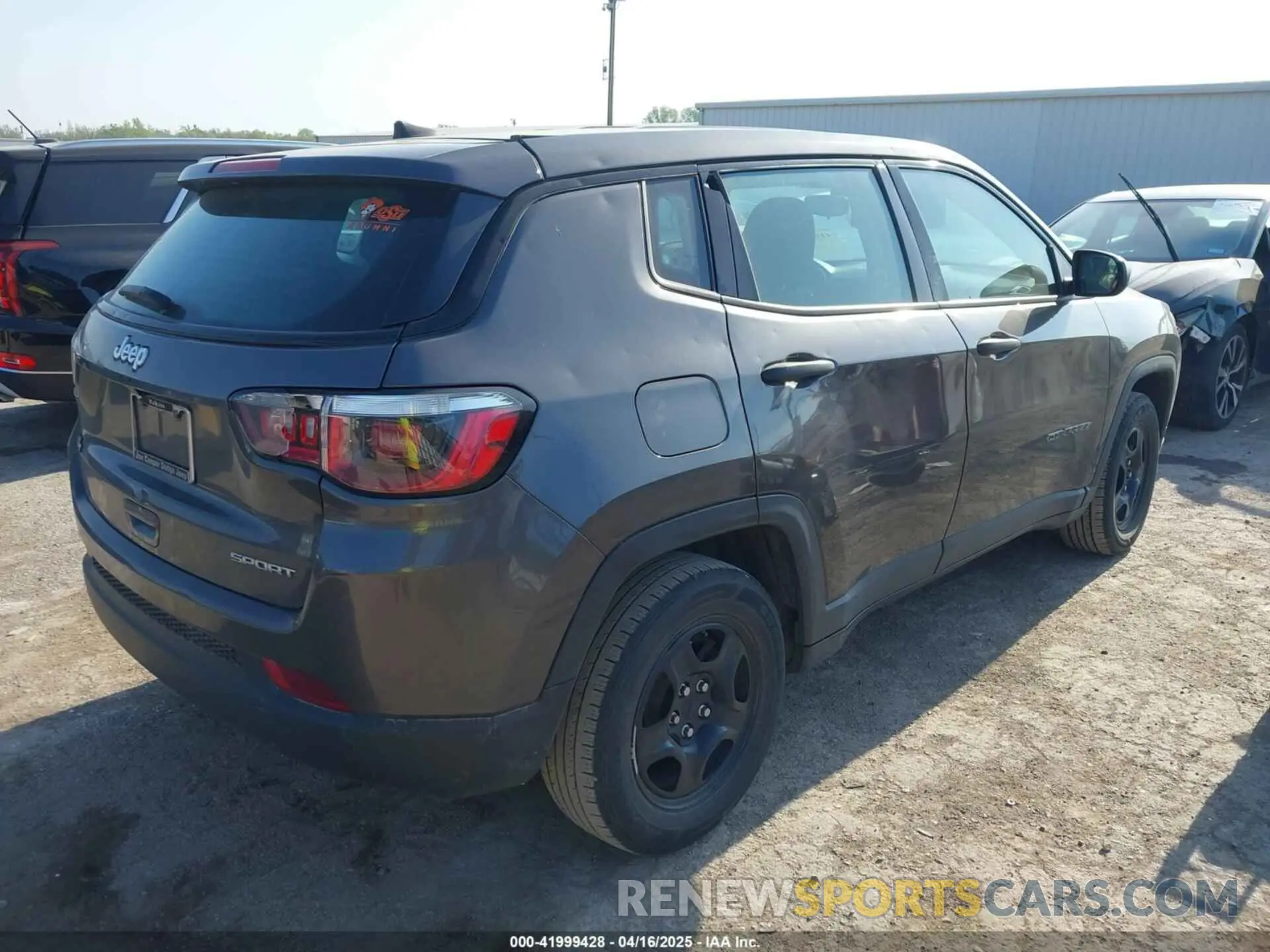 4 Photograph of a damaged car 3C4NJCAB9LT220023 JEEP COMPASS 2020
