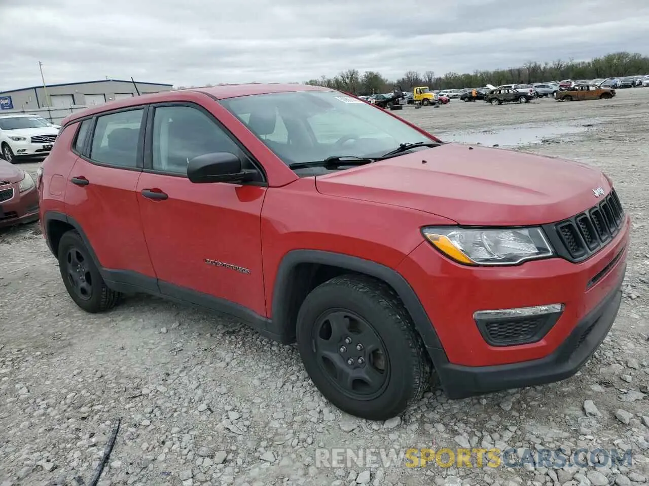 4 Photograph of a damaged car 3C4NJCABXLT166098 JEEP COMPASS 2020