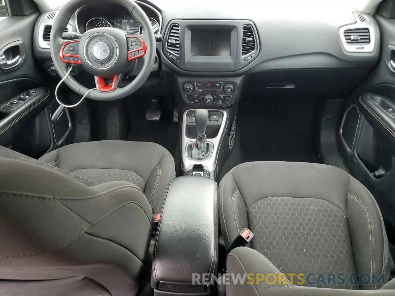 8 Photograph of a damaged car 3C4NJCABXLT166098 JEEP COMPASS 2020