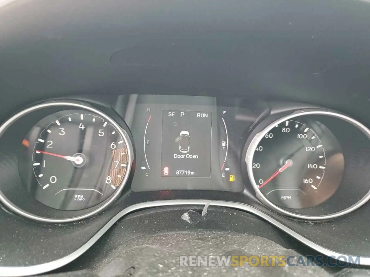 9 Photograph of a damaged car 3C4NJCABXLT166098 JEEP COMPASS 2020