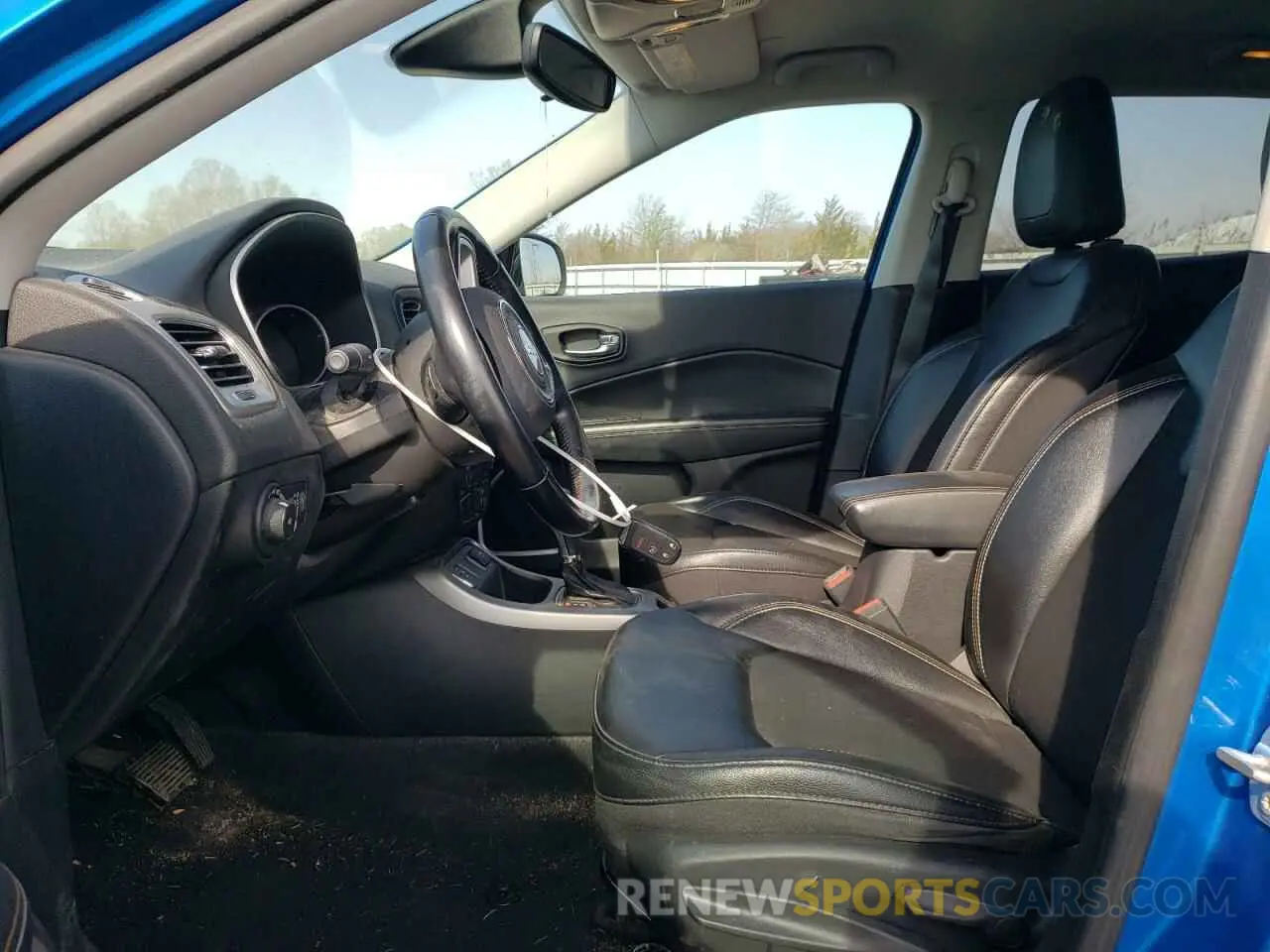7 Фотография поврежденного автомобиля 3C4NJCBB1LT230687 JEEP COMPASS 2020