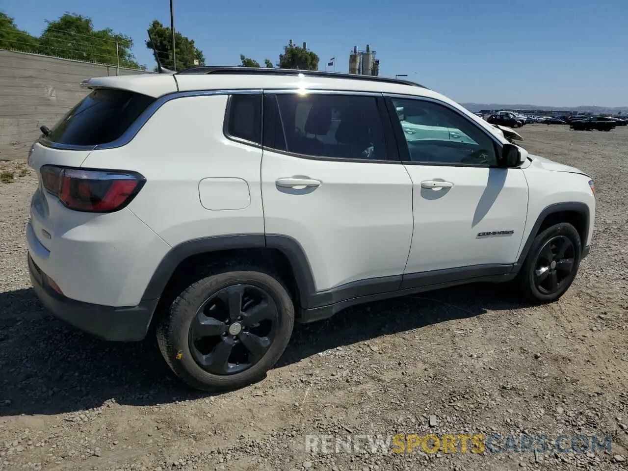 3 Photograph of a damaged car 3C4NJCBB2LT162755 JEEP COMPASS 2020