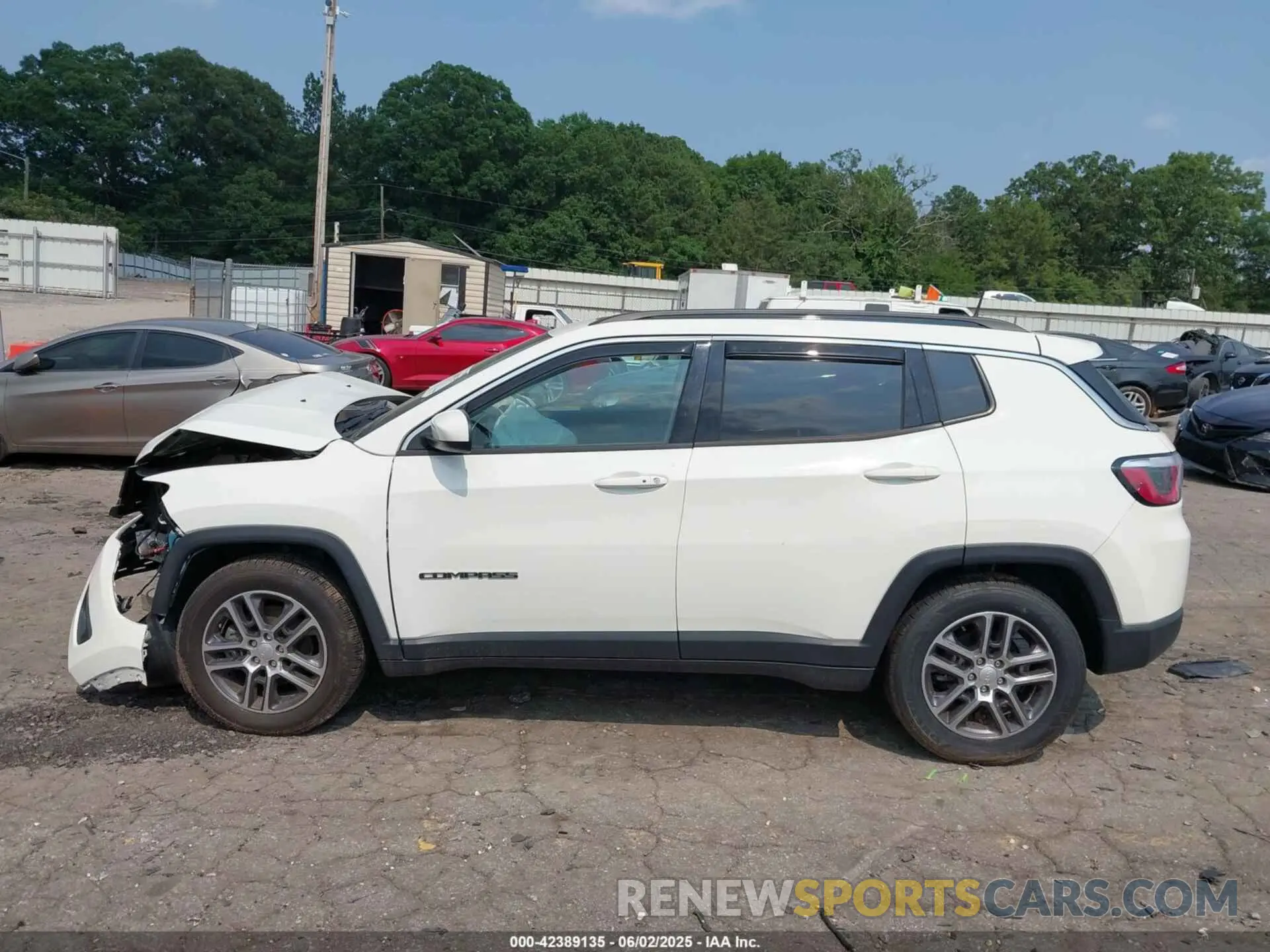 14 Photograph of a damaged car 3C4NJCBB2LT205958 JEEP COMPASS 2020