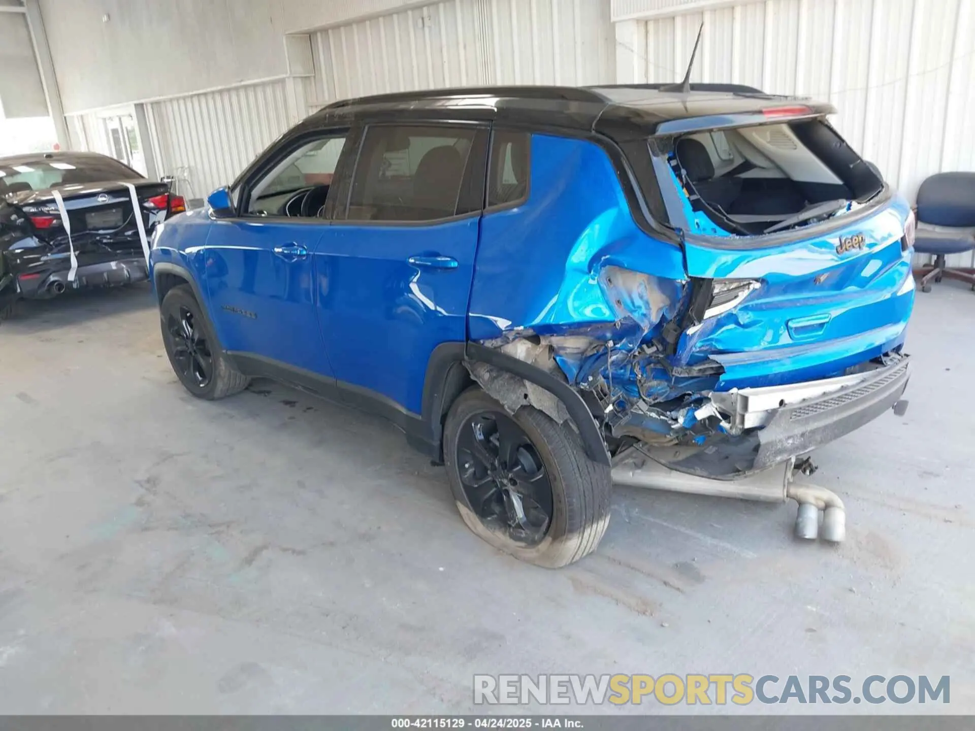 3 Фотография поврежденного автомобиля 3C4NJCBB3LT257440 JEEP COMPASS 2020