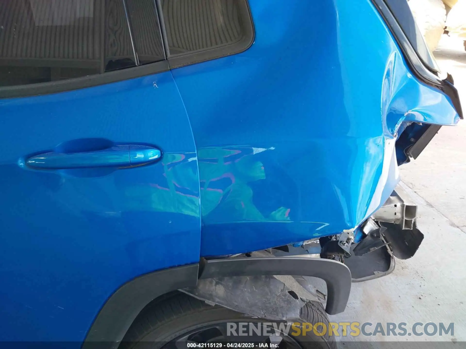 6 Фотография поврежденного автомобиля 3C4NJCBB3LT257440 JEEP COMPASS 2020