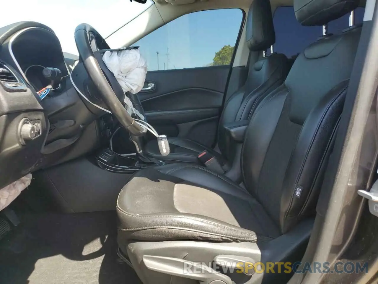 7 Фотография поврежденного автомобиля 3C4NJCBB4LT205864 JEEP COMPASS 2020