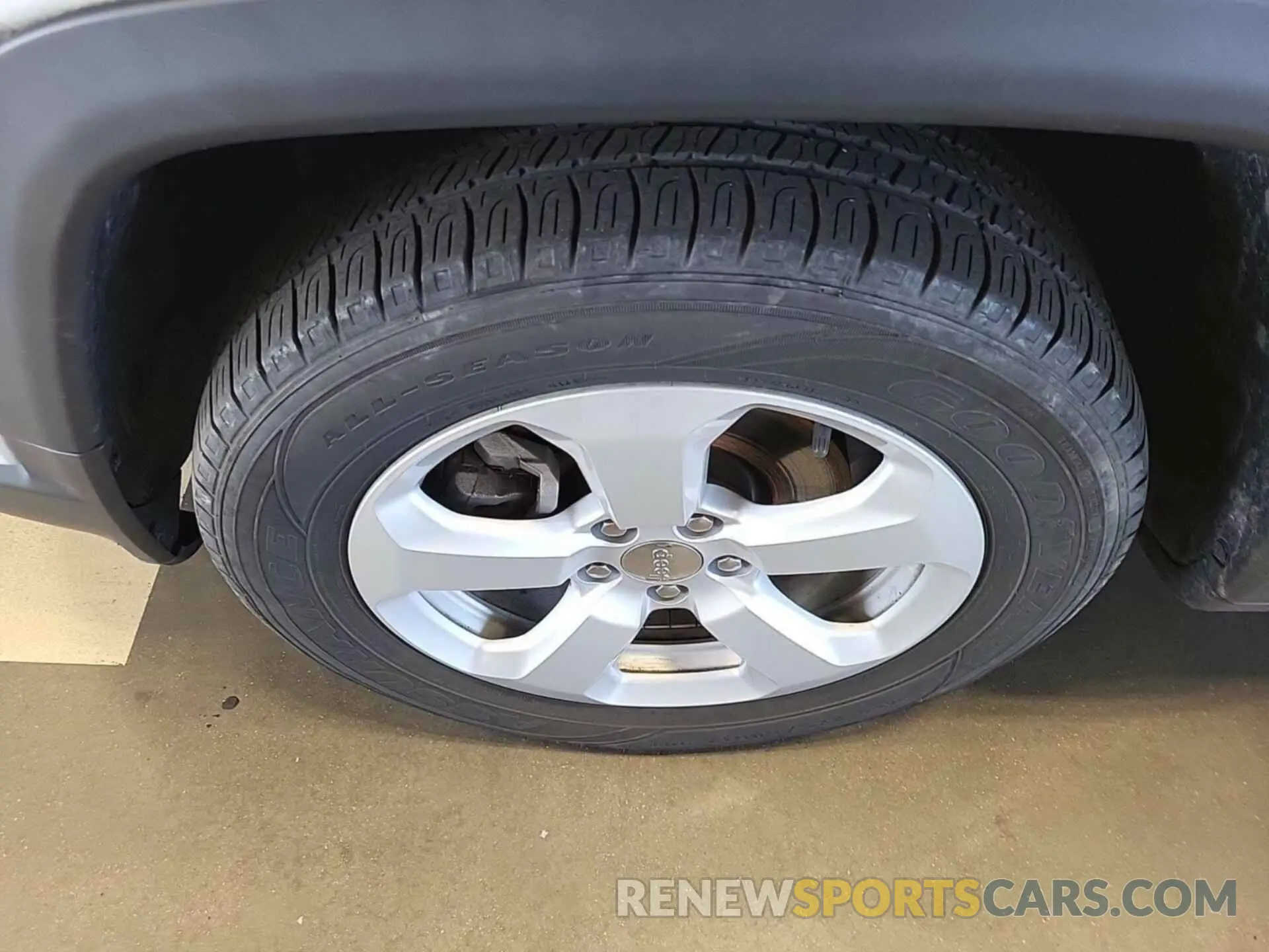 2 Фотография поврежденного автомобиля 3C4NJCBB4LT234765 JEEP COMPASS 2020