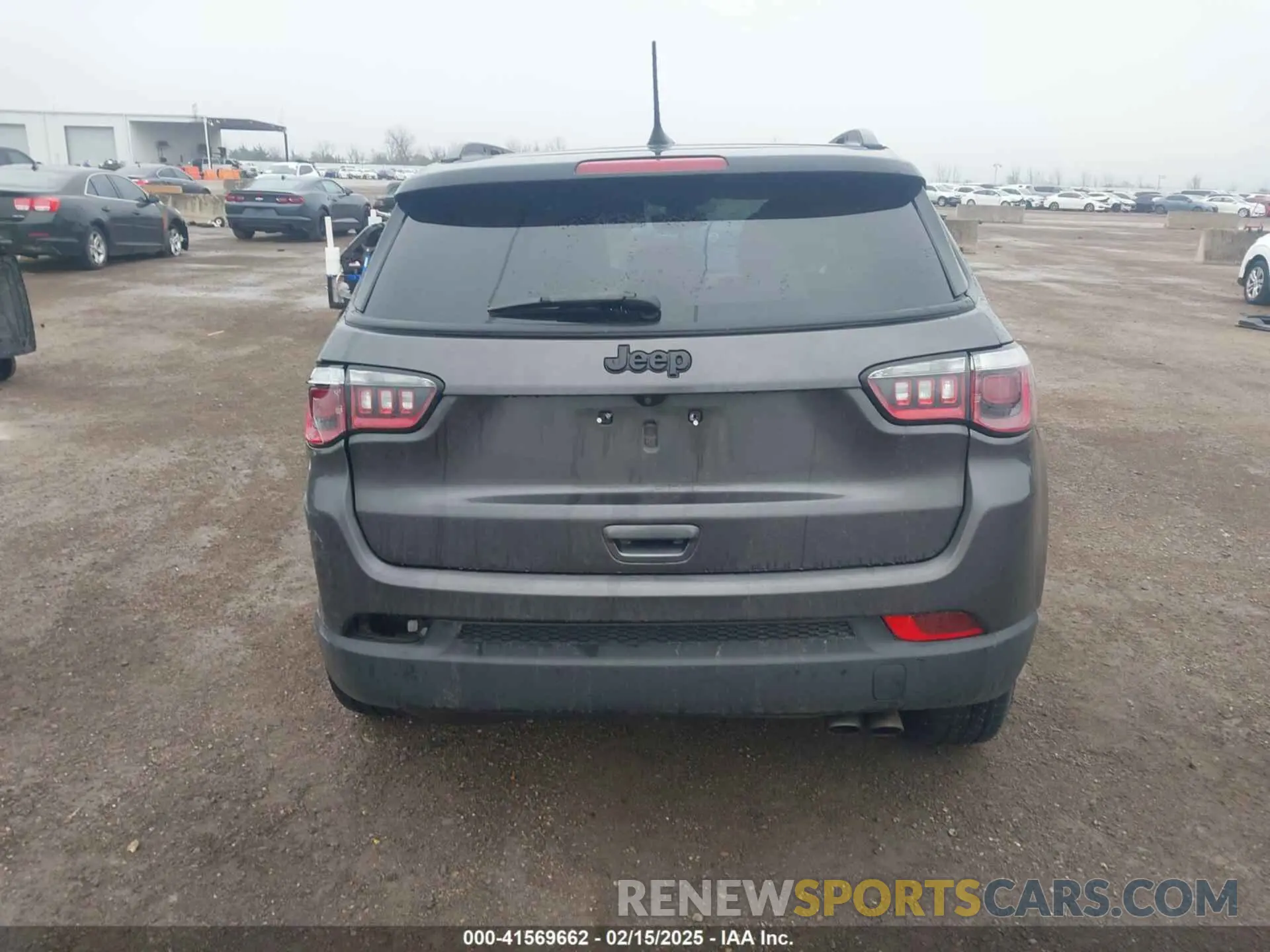 16 Photograph of a damaged car 3C4NJCBB5LT105255 JEEP COMPASS 2020