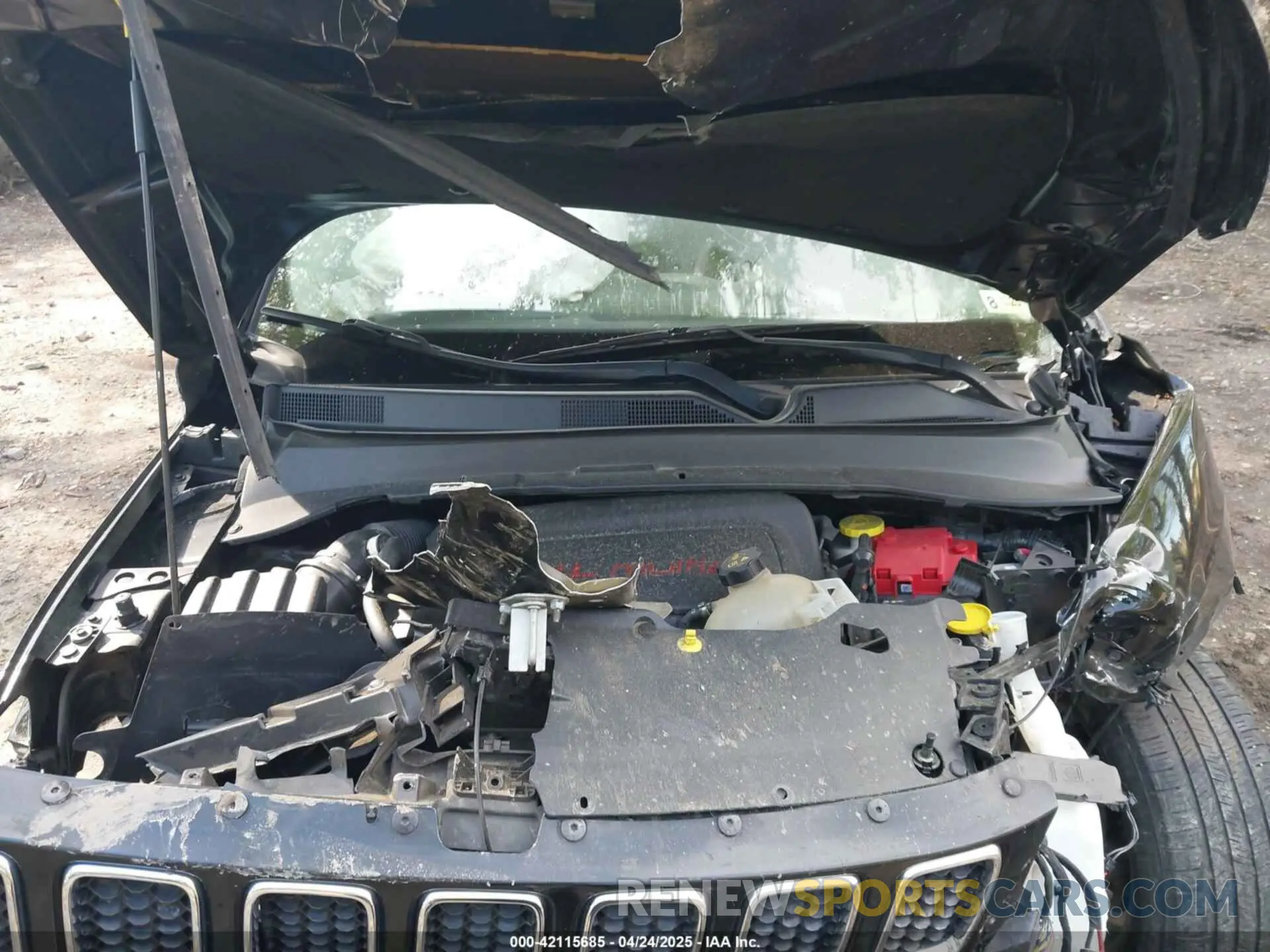 10 Photograph of a damaged car 3C4NJCBB5LT257567 JEEP COMPASS 2020