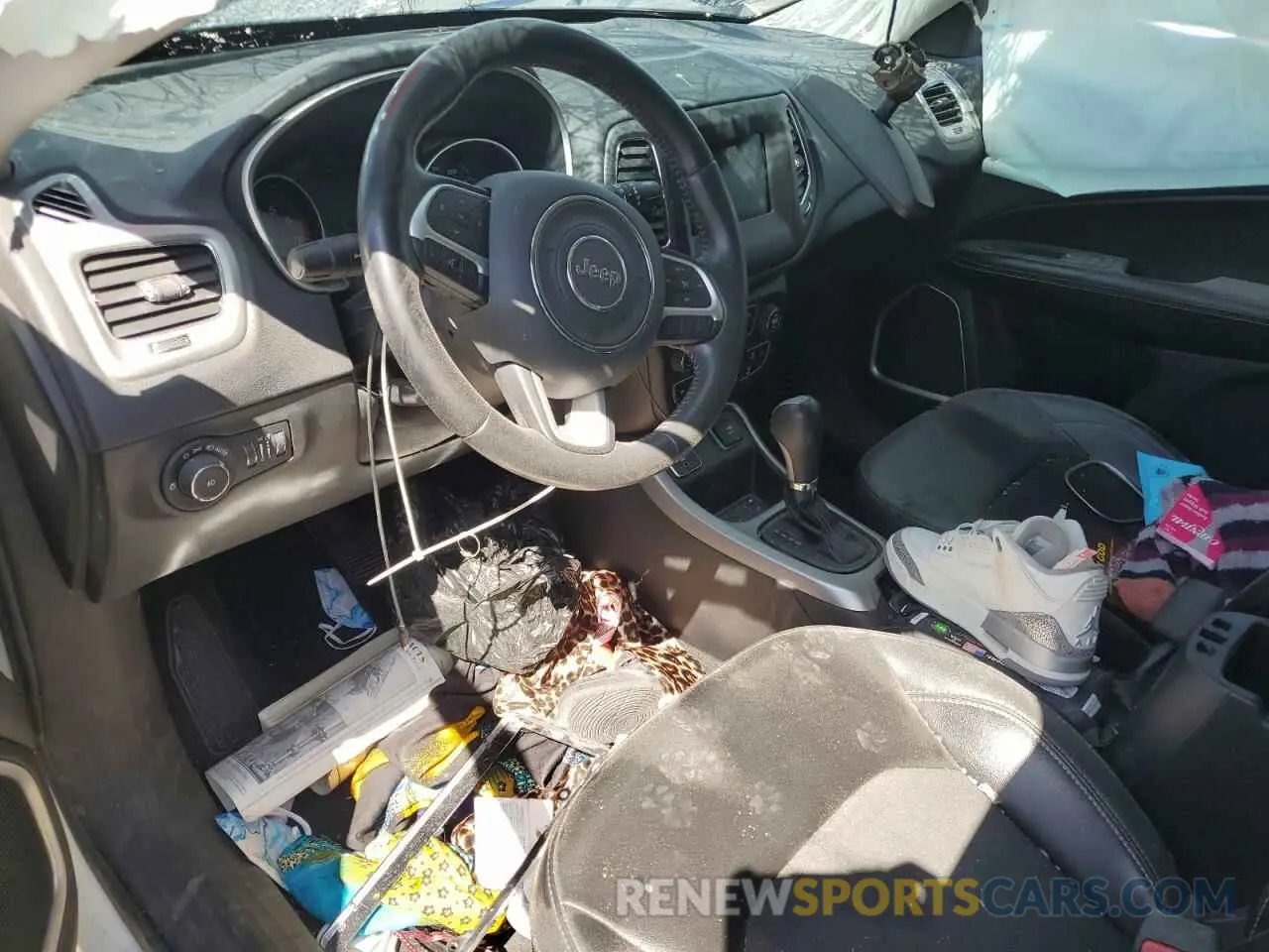 8 Фотография поврежденного автомобиля 3C4NJCBB6LT141472 JEEP COMPASS 2020