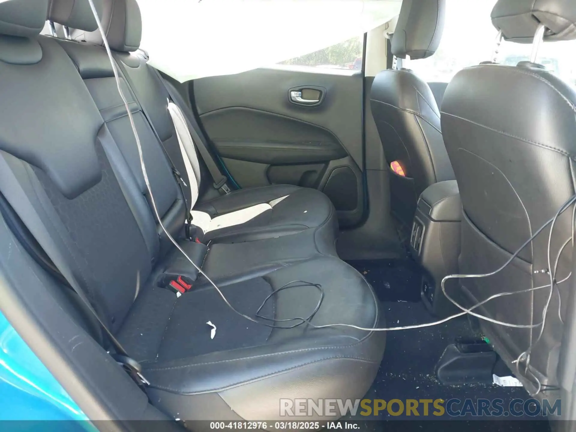 8 Photograph of a damaged car 3C4NJCBB6LT147529 JEEP COMPASS 2020