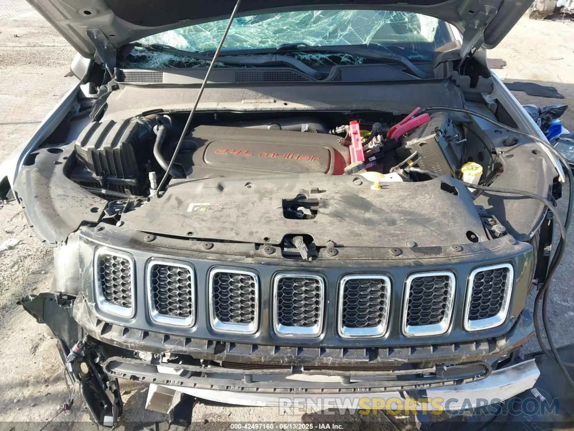 10 Photograph of a damaged car 3C4NJCBB6LT235321 JEEP COMPASS 2020