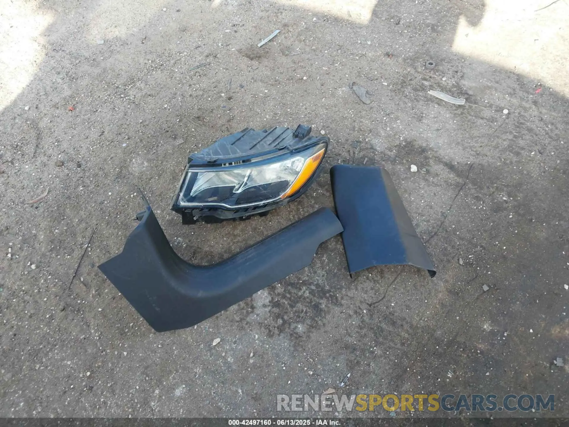 11 Photograph of a damaged car 3C4NJCBB6LT235321 JEEP COMPASS 2020