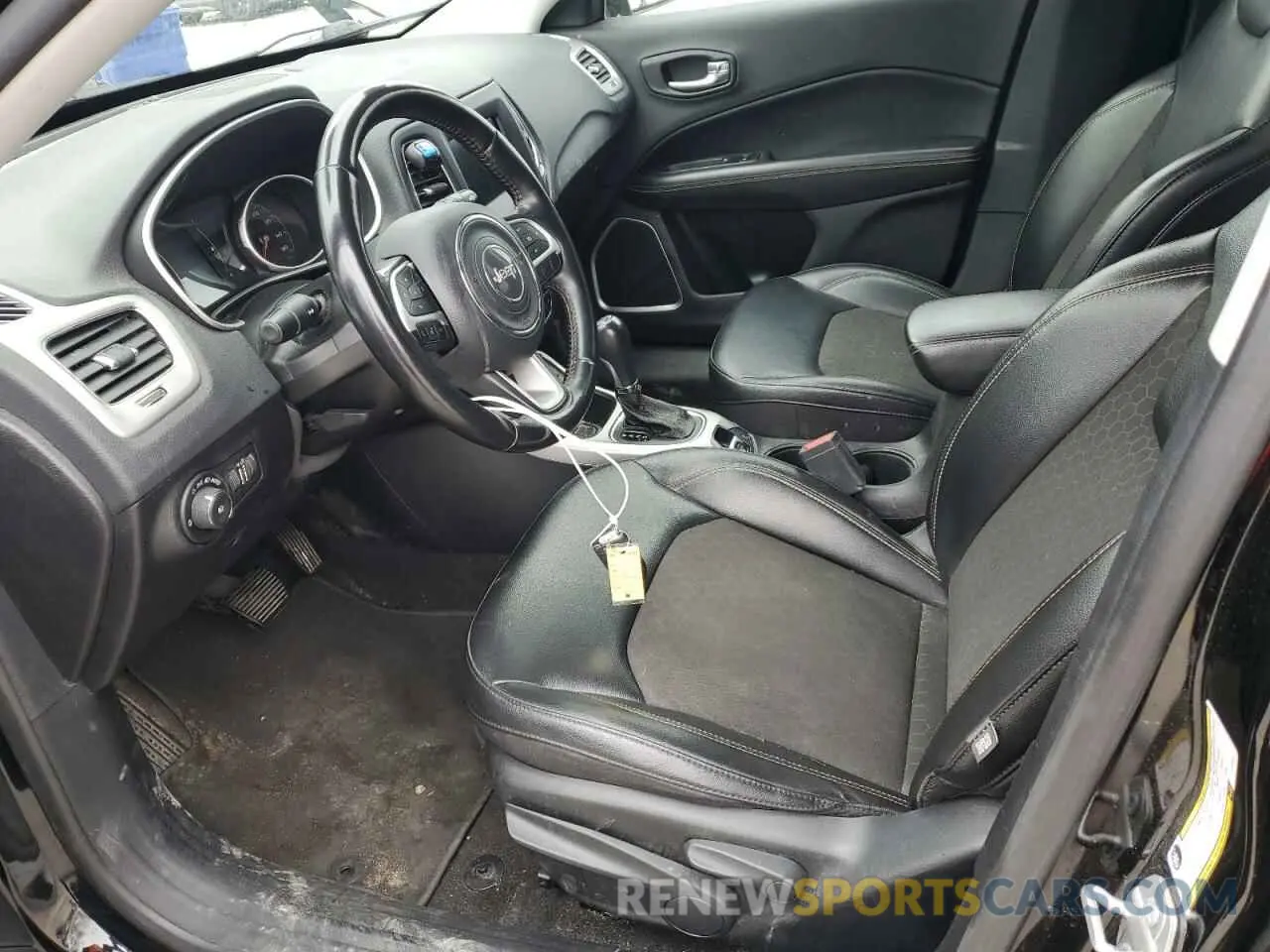 7 Photograph of a damaged car 3C4NJCBB6LT249977 JEEP COMPASS 2020