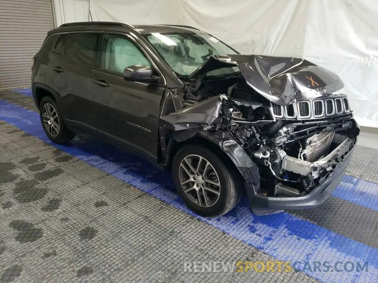 4 Photograph of a damaged car 3C4NJCBB7LT235053 JEEP COMPASS 2020
