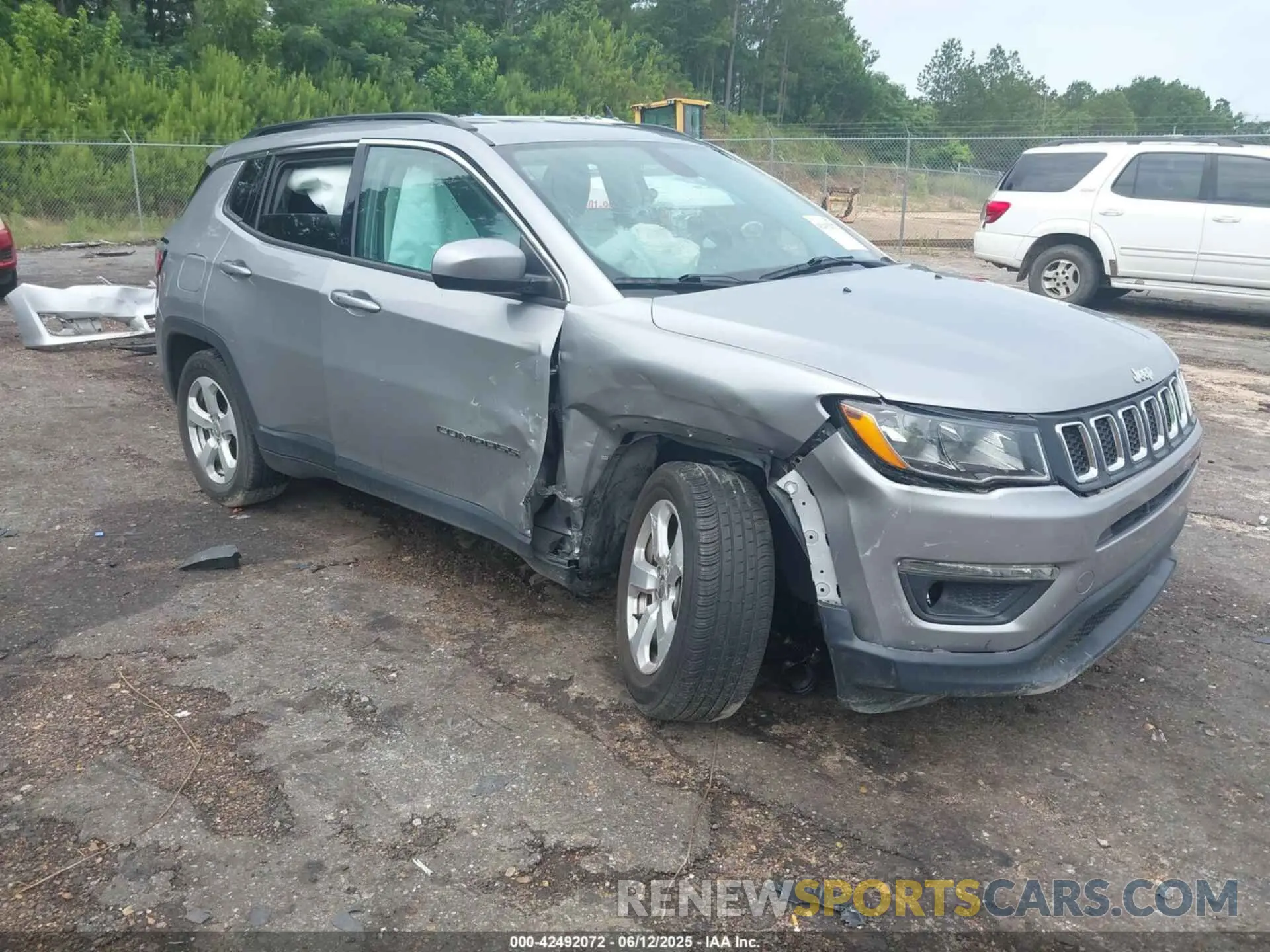 1 Photograph of a damaged car 3C4NJCBB8LT154398 JEEP COMPASS 2020