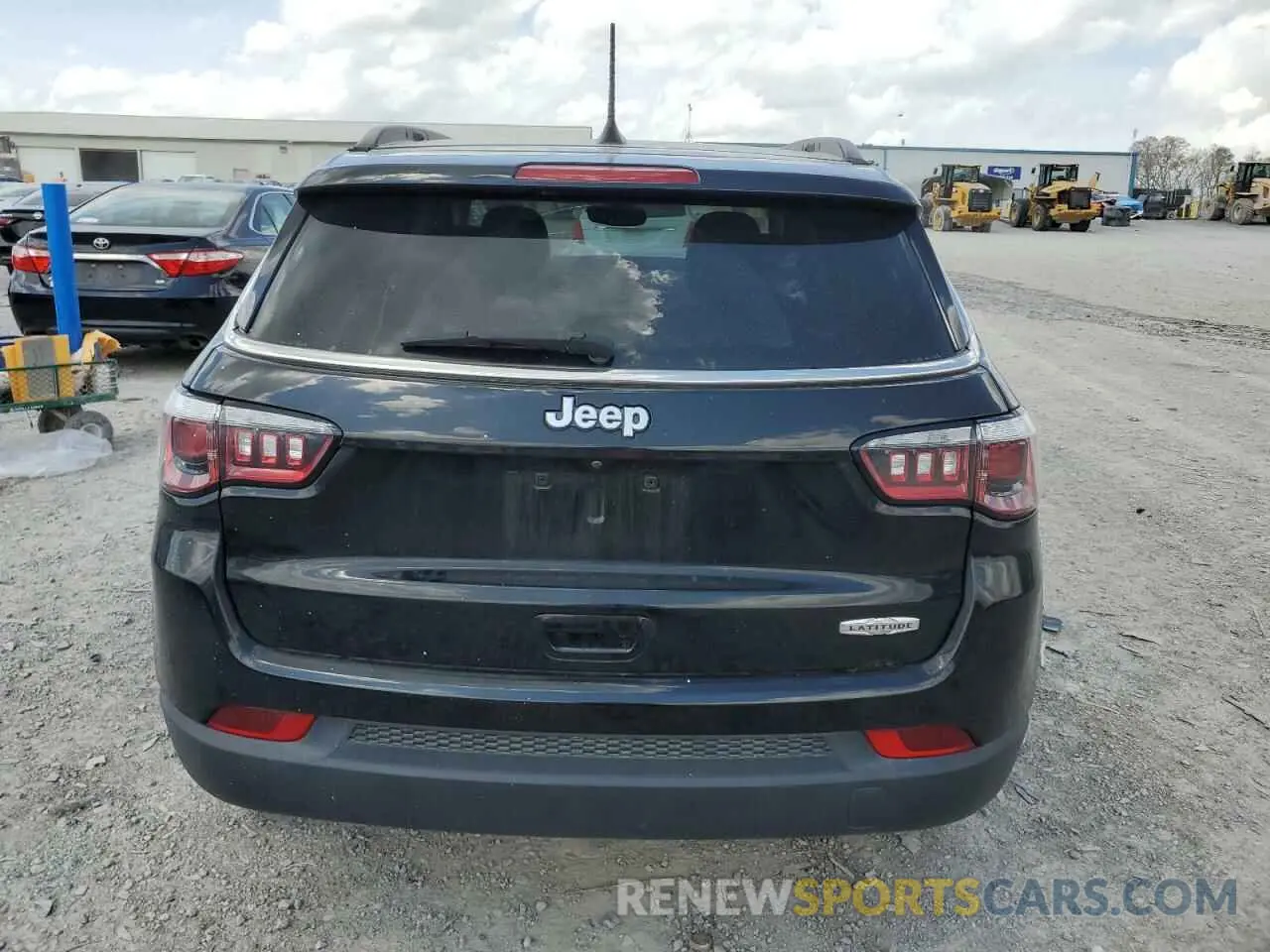 6 Photograph of a damaged car 3C4NJCBB8LT162064 JEEP COMPASS 2020