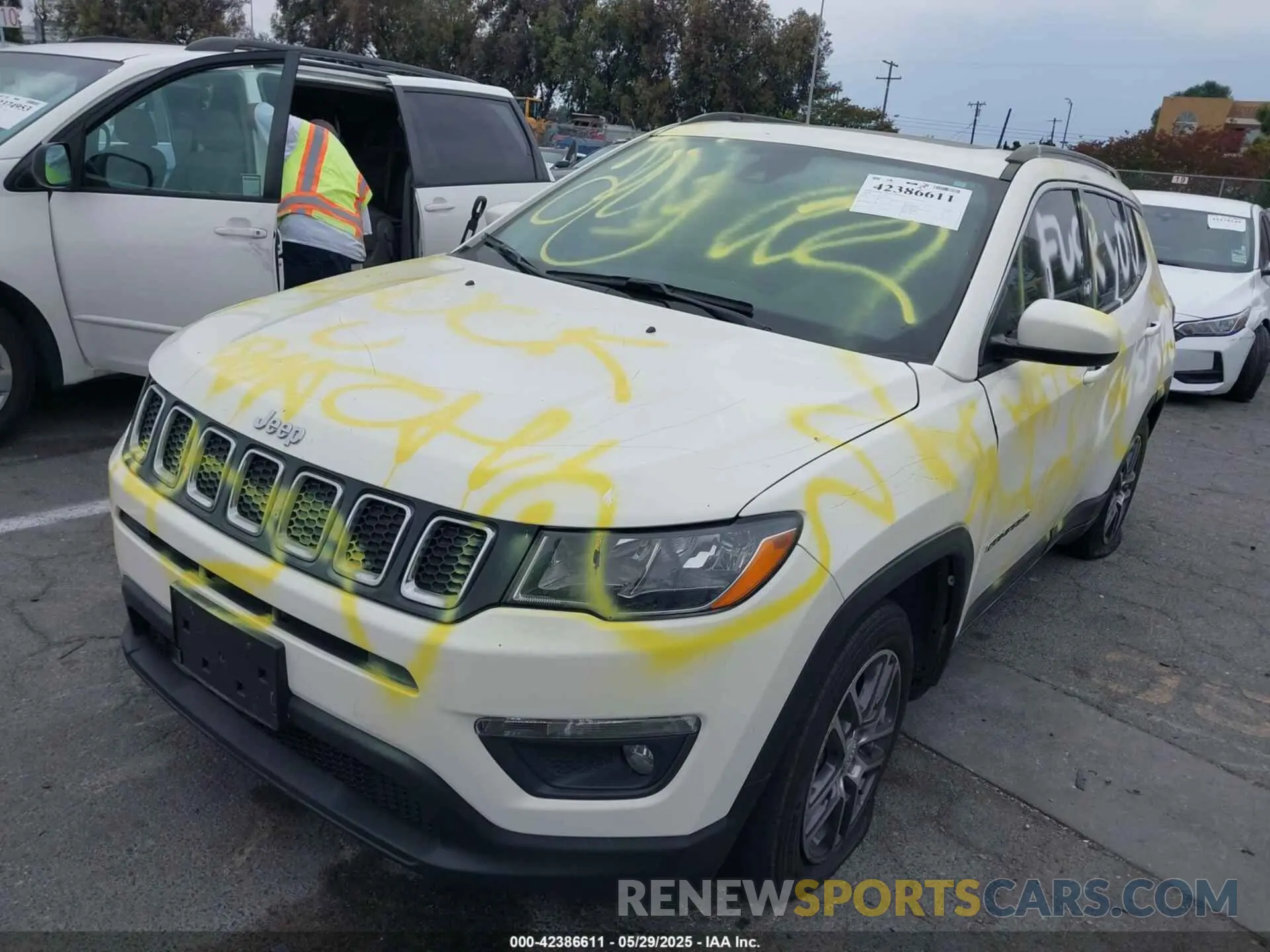2 Photograph of a damaged car 3C4NJCBB8LT258891 JEEP COMPASS 2020