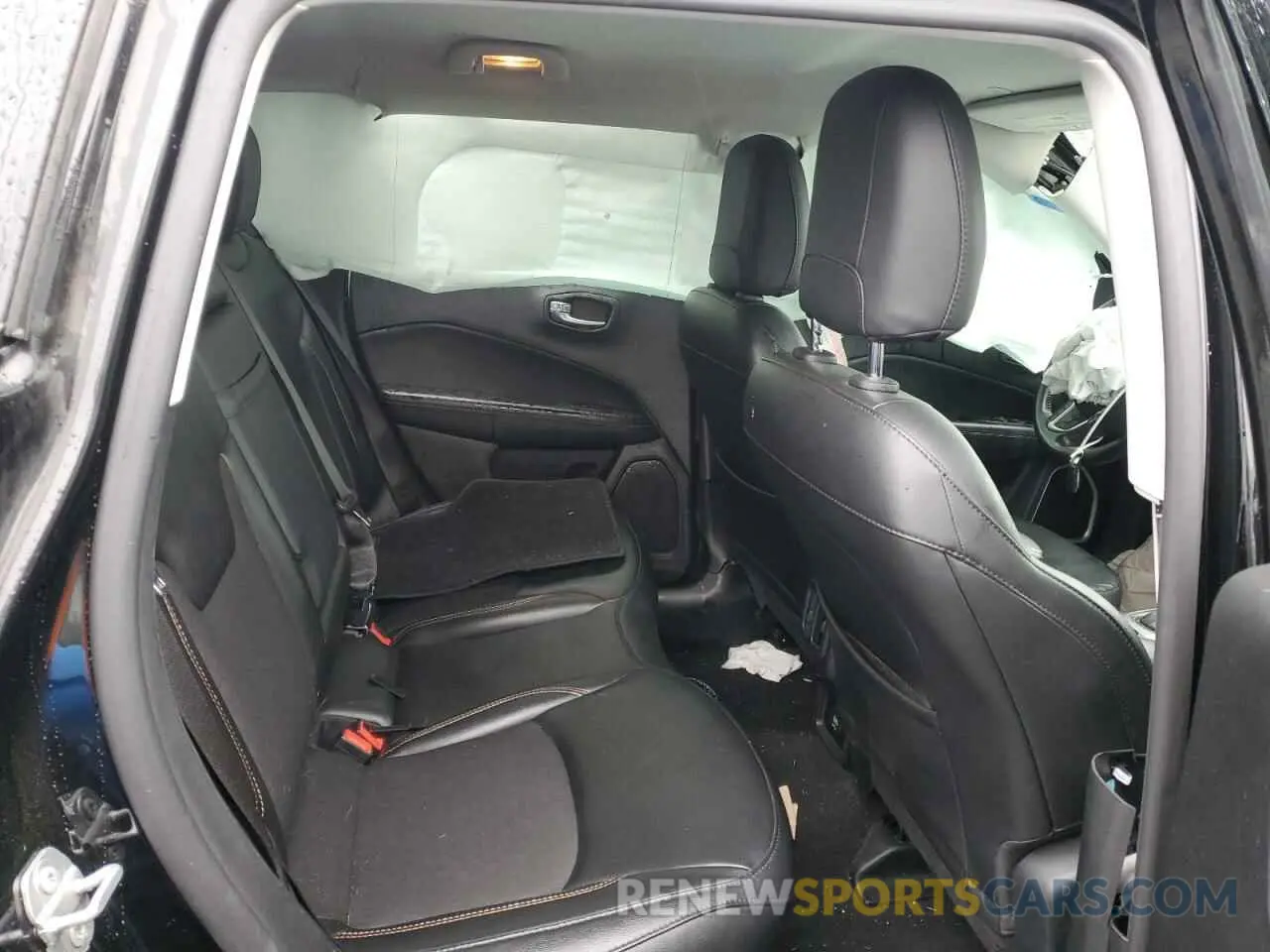 10 Фотография поврежденного автомобиля 3C4NJCBBXLT153012 JEEP COMPASS 2020
