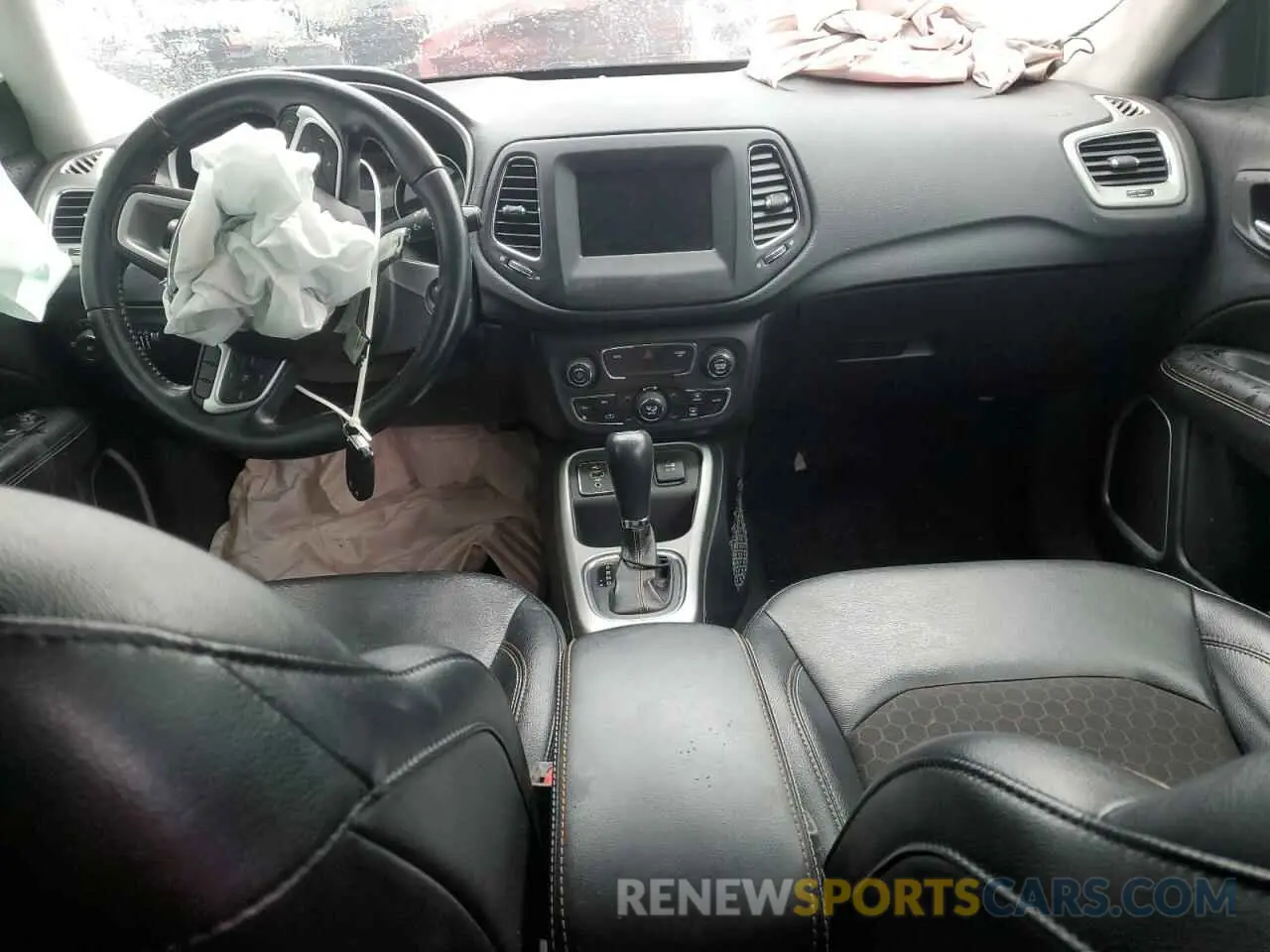 8 Фотография поврежденного автомобиля 3C4NJCBBXLT153012 JEEP COMPASS 2020
