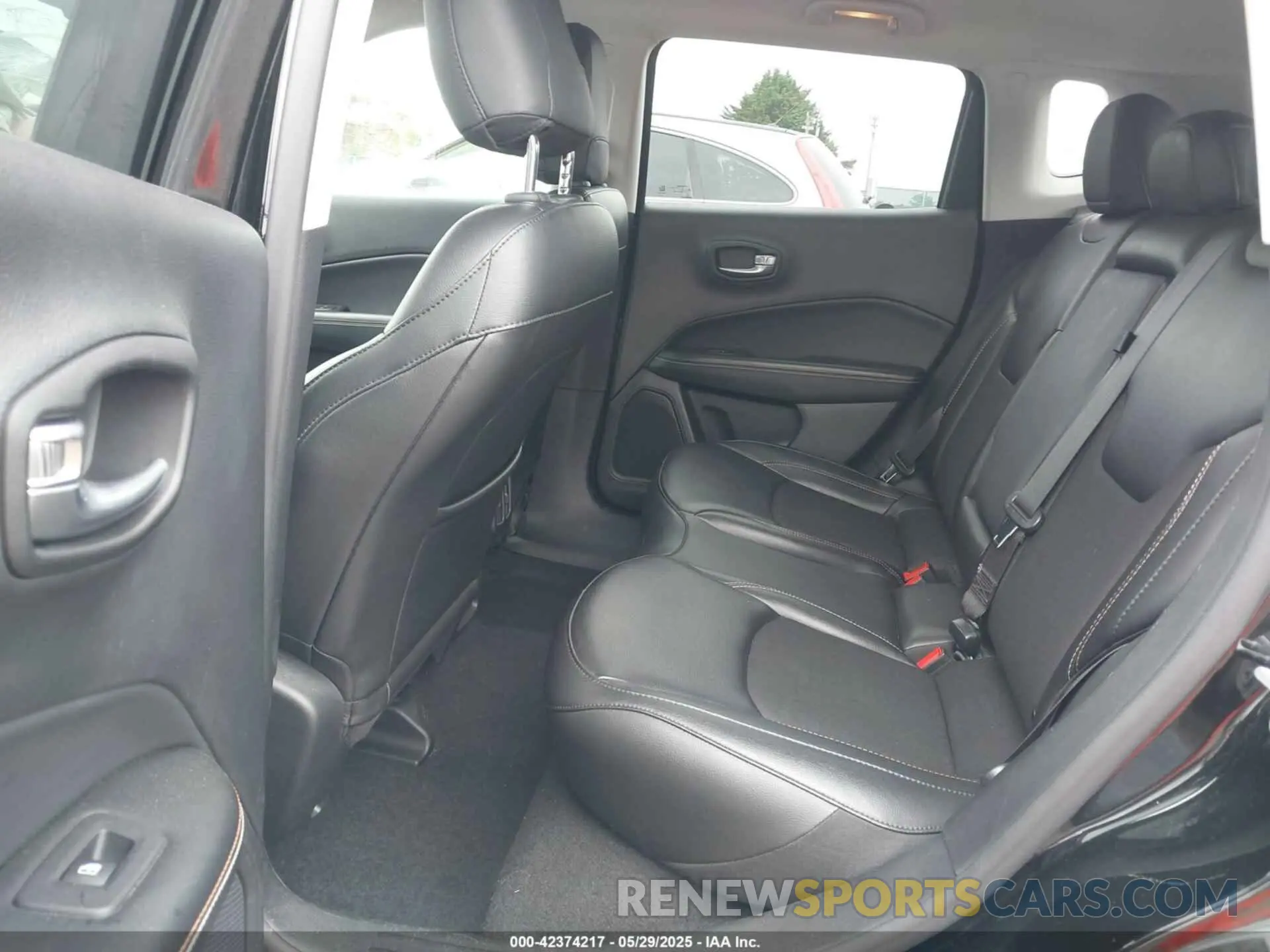 8 Фотография поврежденного автомобиля 3C4NJCBBXLT166231 JEEP COMPASS 2020