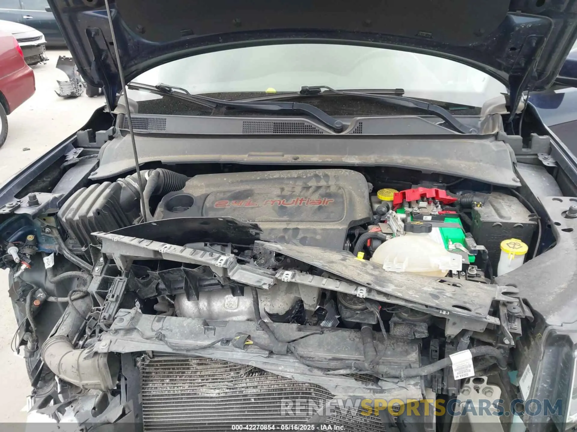 10 Photograph of a damaged car 3C4NJCBBXLT205917 JEEP COMPASS 2020
