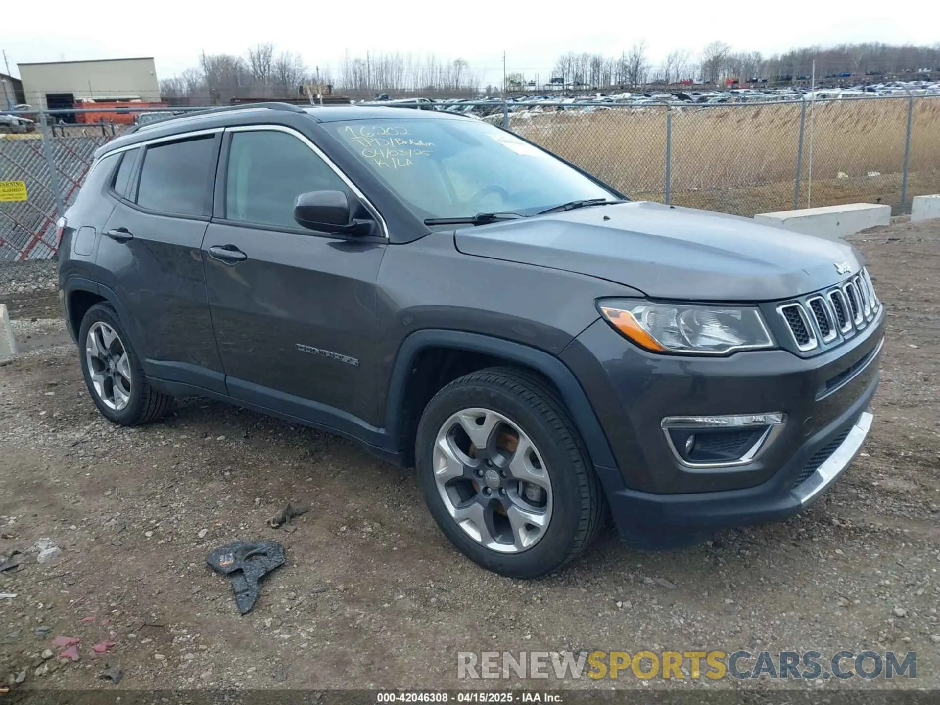 1 Фотография поврежденного автомобиля 3C4NJCCB2LT152676 JEEP COMPASS 2020