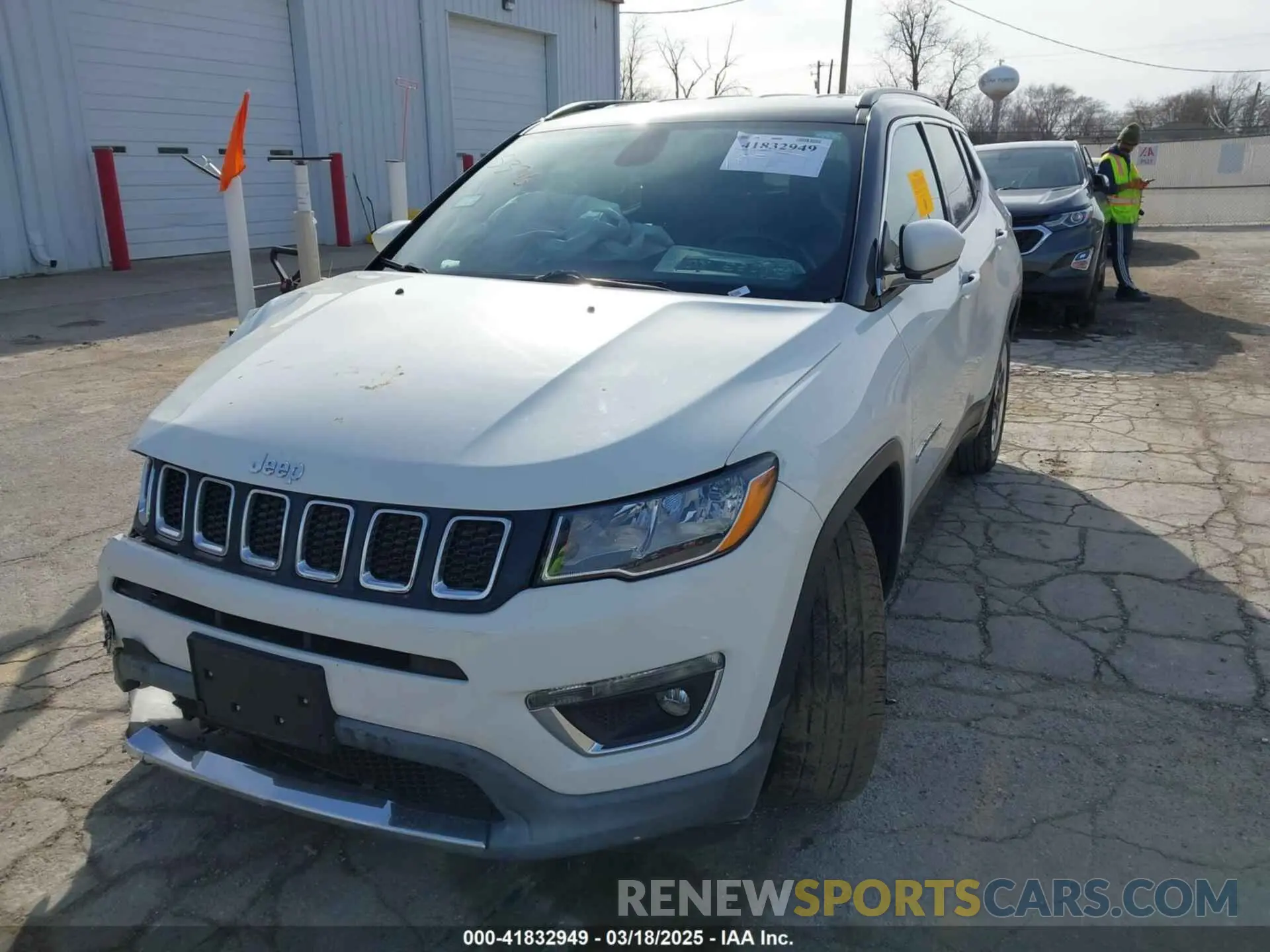 2 Фотография поврежденного автомобиля 3C4NJCCB2LT247237 JEEP COMPASS 2020