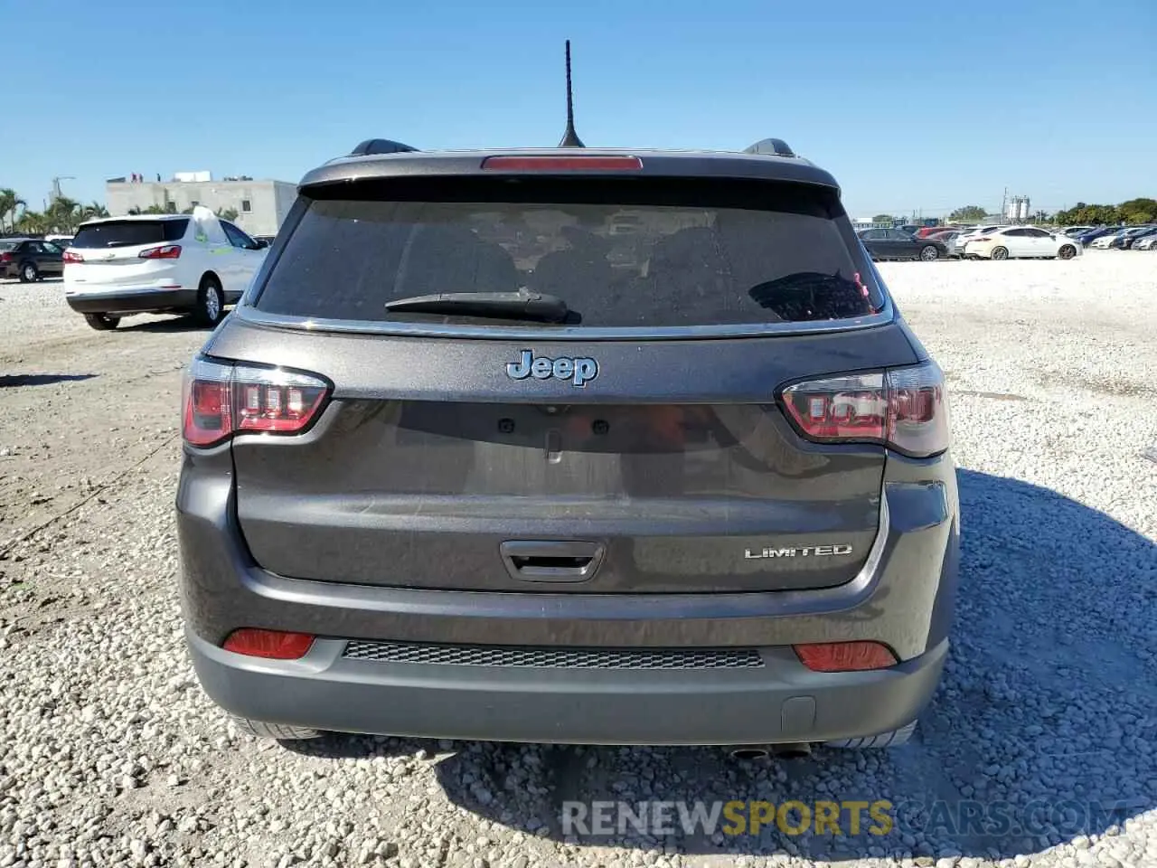 6 Photograph of a damaged car 3C4NJCCB6LT114528 JEEP COMPASS 2020