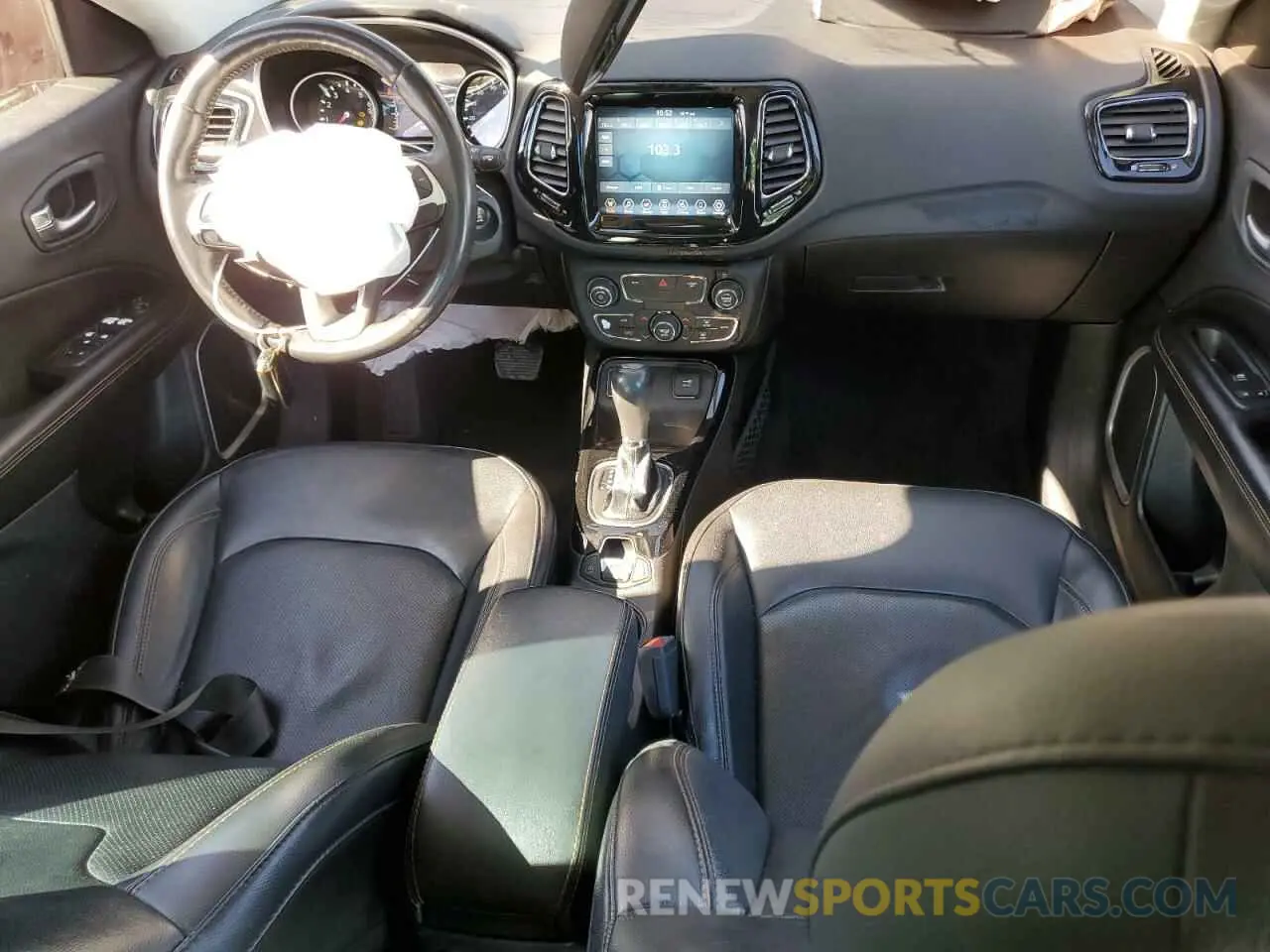 8 Photograph of a damaged car 3C4NJCCB6LT114528 JEEP COMPASS 2020