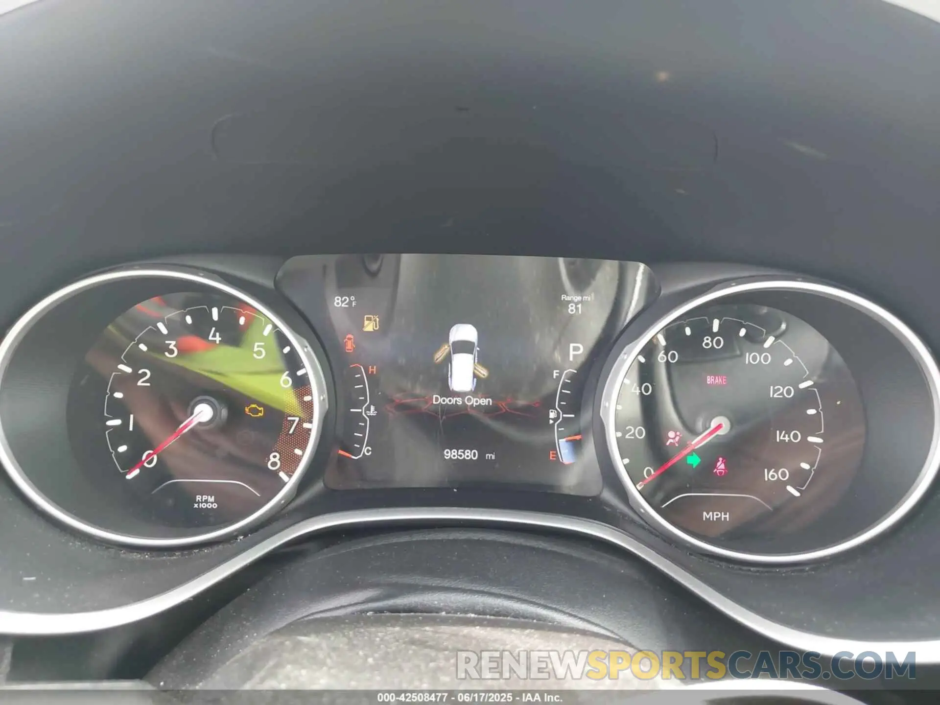 7 Photograph of a damaged car 3C4NJCCB6LT218582 JEEP COMPASS 2020