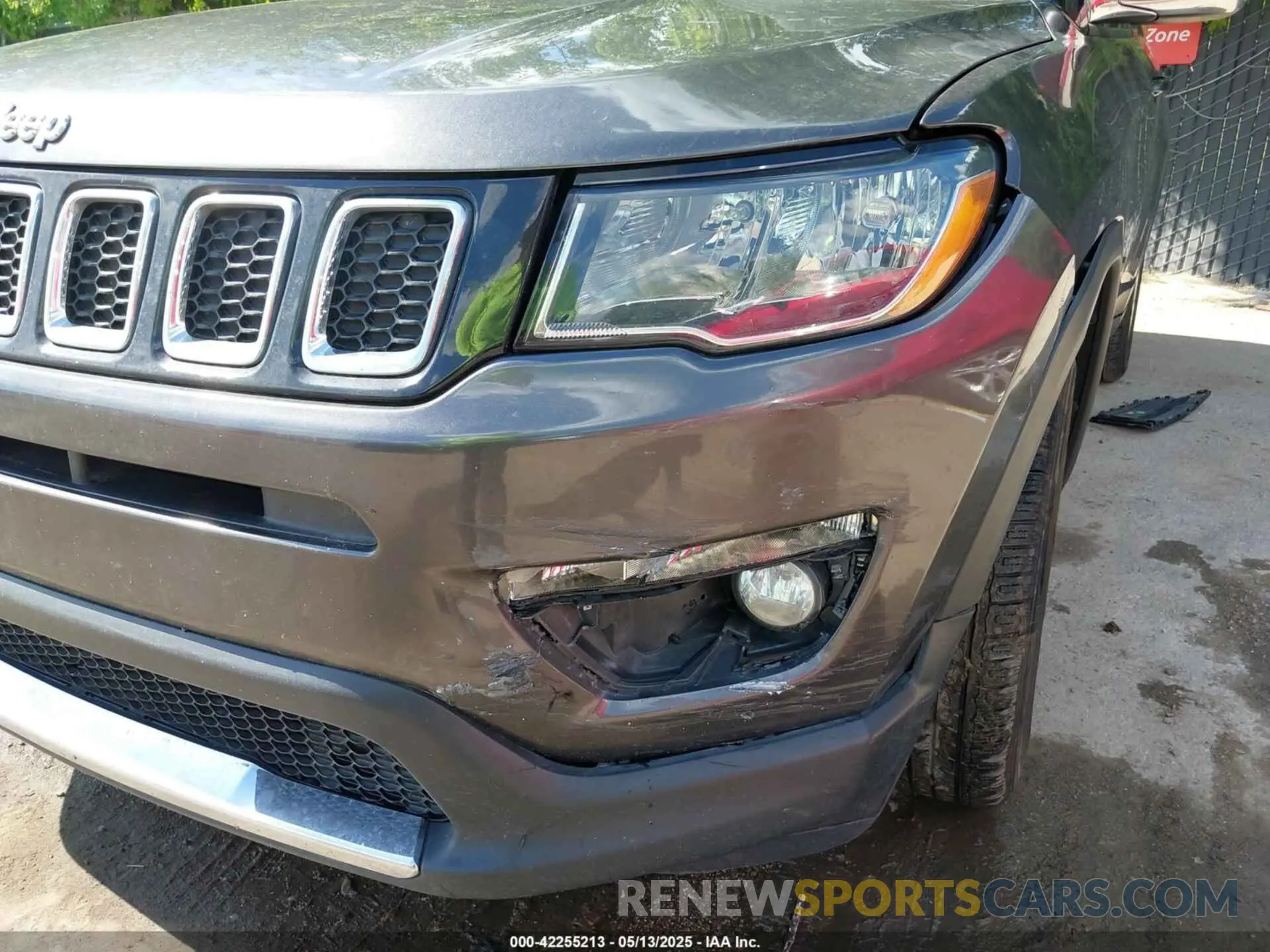 6 Photograph of a damaged car 3C4NJCCBXLT114497 JEEP COMPASS 2020