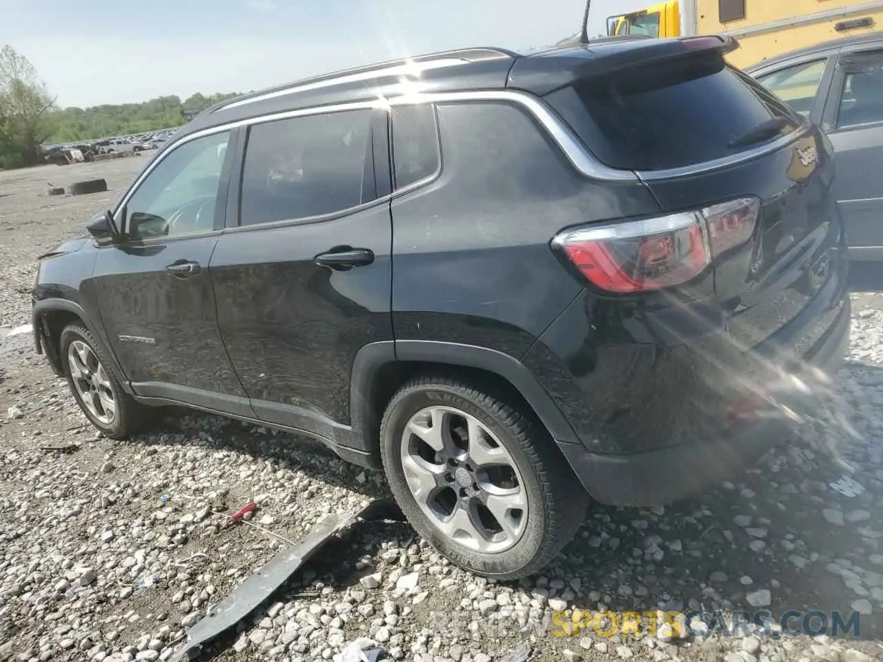 2 Photograph of a damaged car 3C4NJCCBXLT187577 JEEP COMPASS 2020